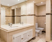 Wiederverkauf - apartment - Marbella - Nueva Andalucía