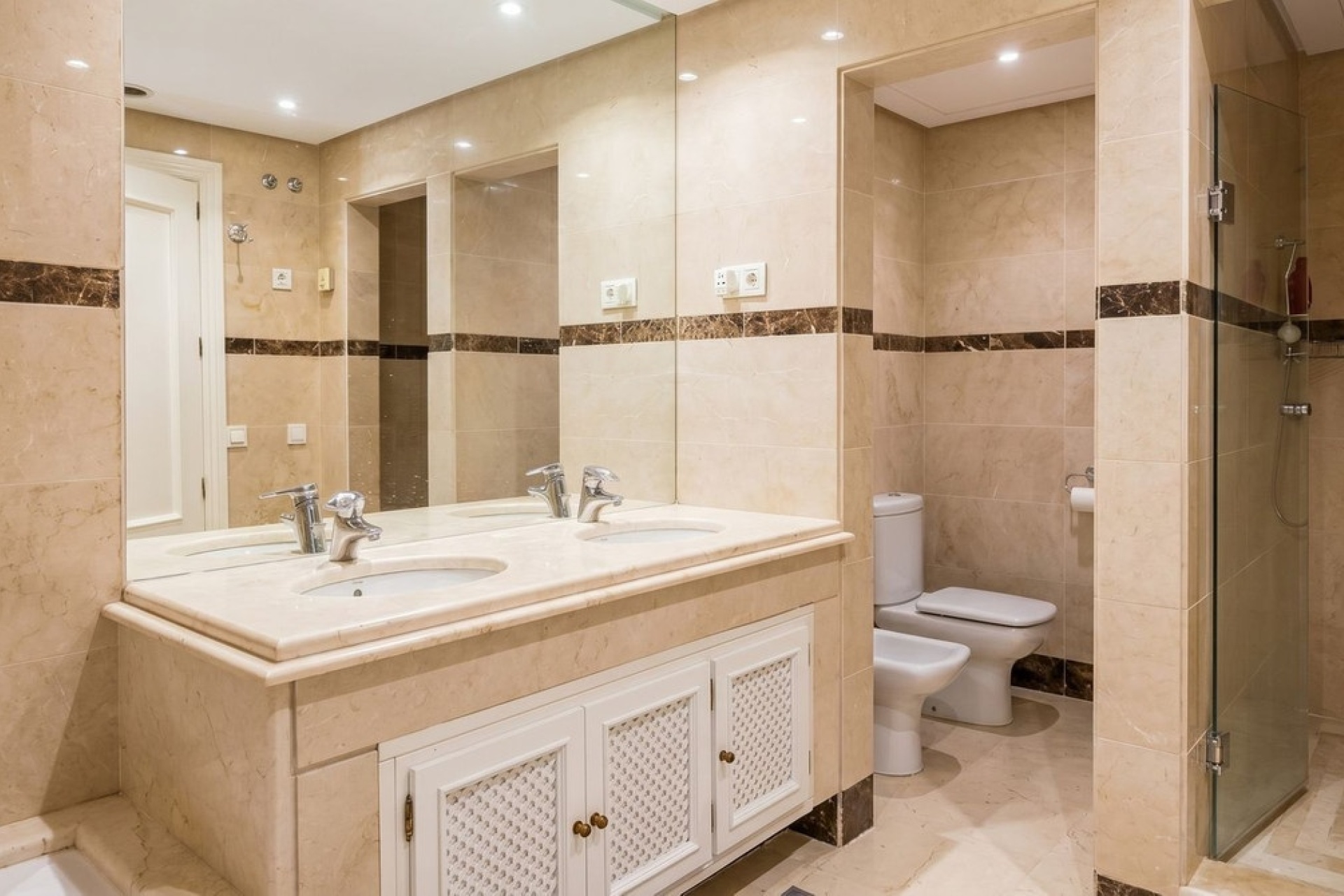Wiederverkauf - apartment - Marbella - Nueva Andalucía
