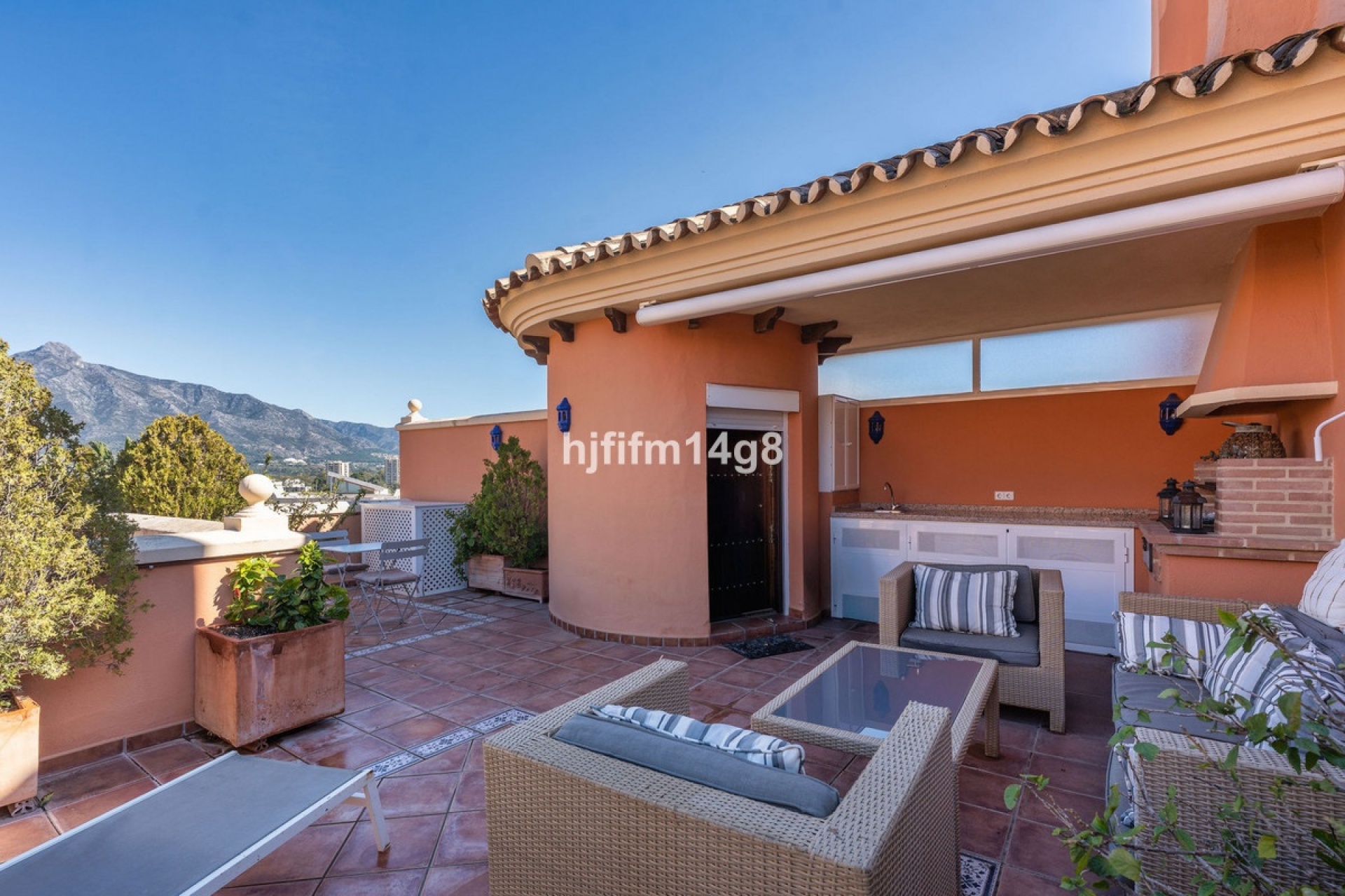 Wiederverkauf - apartment - Marbella - Nueva Andalucía