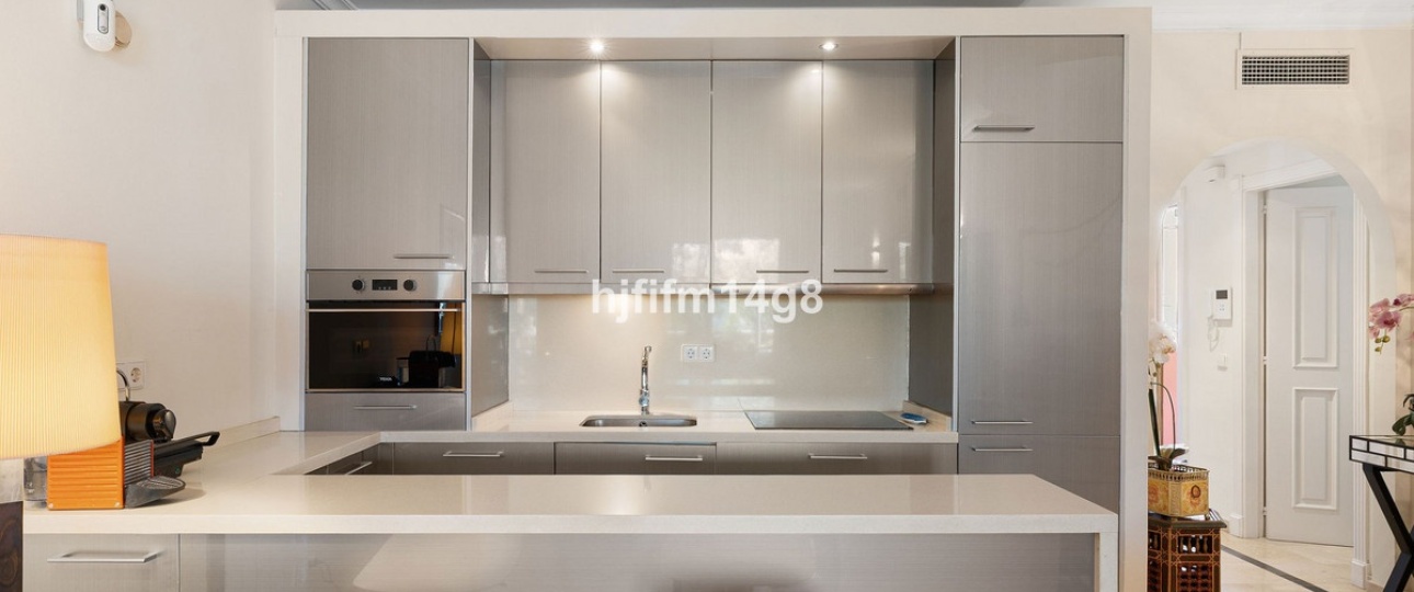 Wiederverkauf - apartment - Marbella - Nueva Andalucía