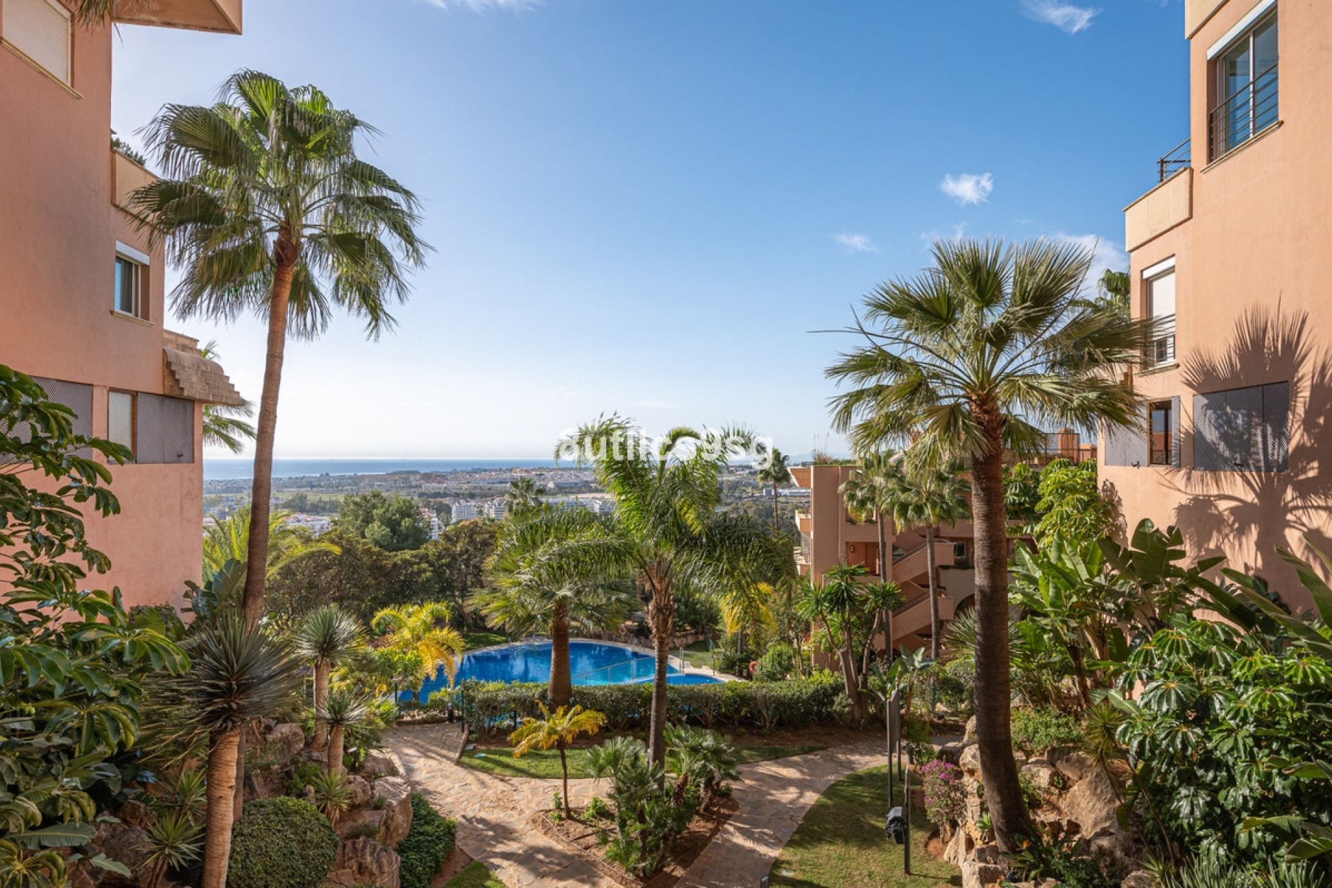 Wiederverkauf - apartment - Marbella - Nueva Andalucía