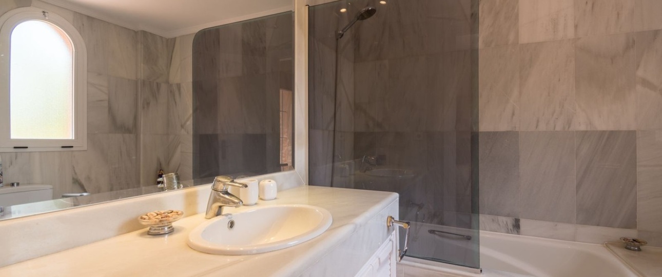 Wiederverkauf - apartment - Marbella - Nueva Andalucía