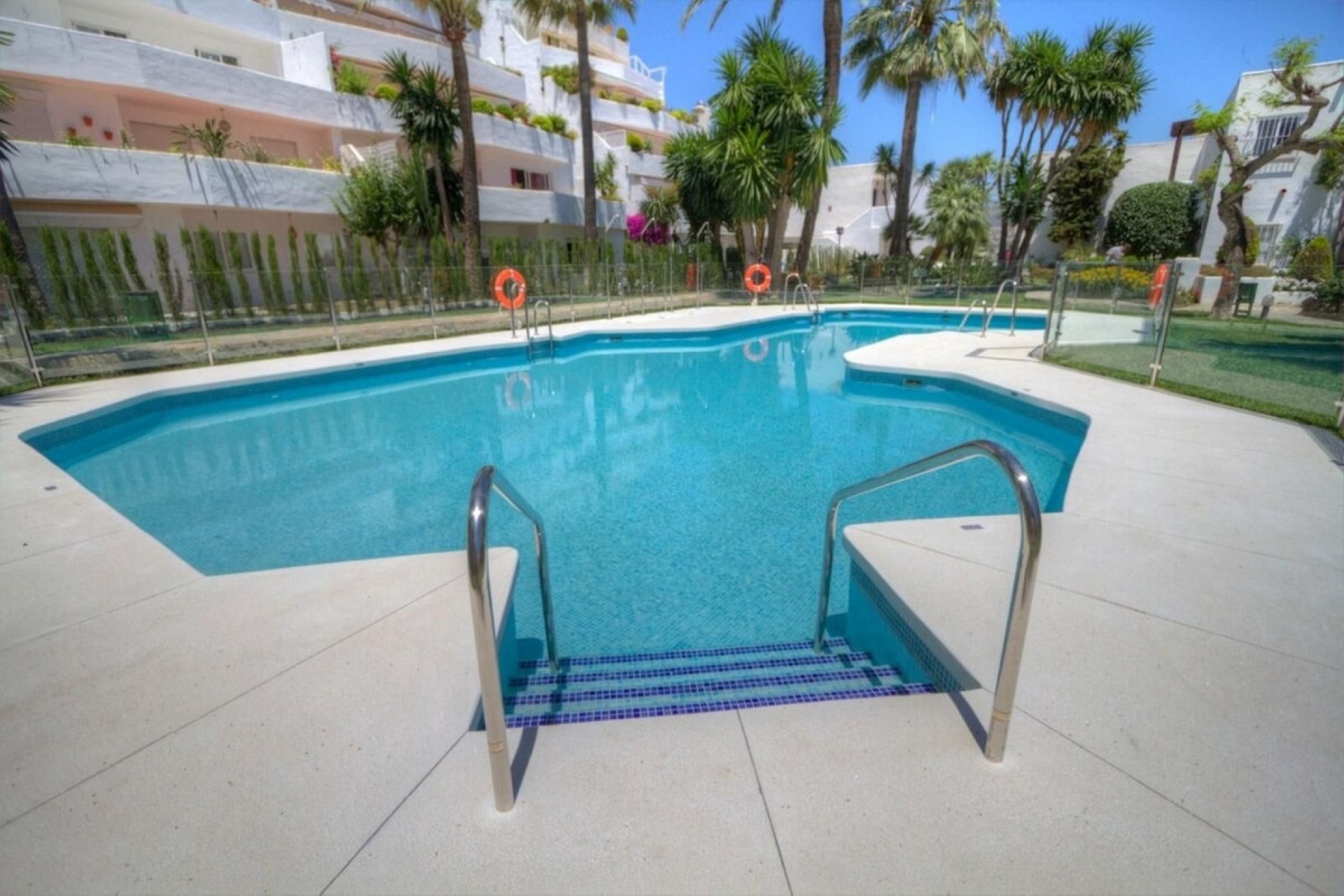 Wiederverkauf - apartment - Marbella - Nueva Andalucía