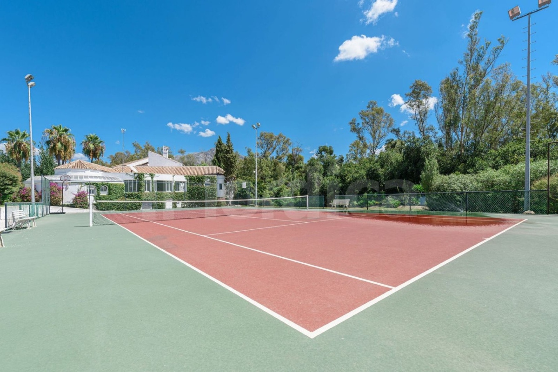 Wiederverkauf - apartment - Marbella - Nueva Andalucía