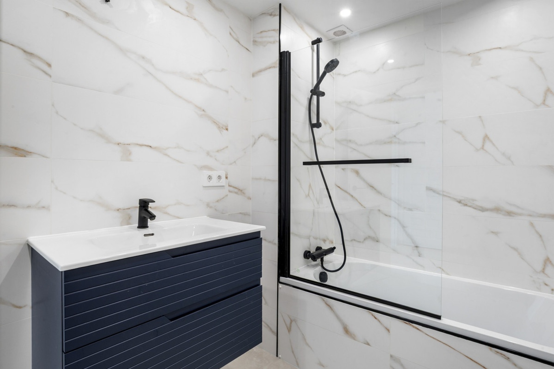 Wiederverkauf - apartment - Marbella - Nueva Andalucía