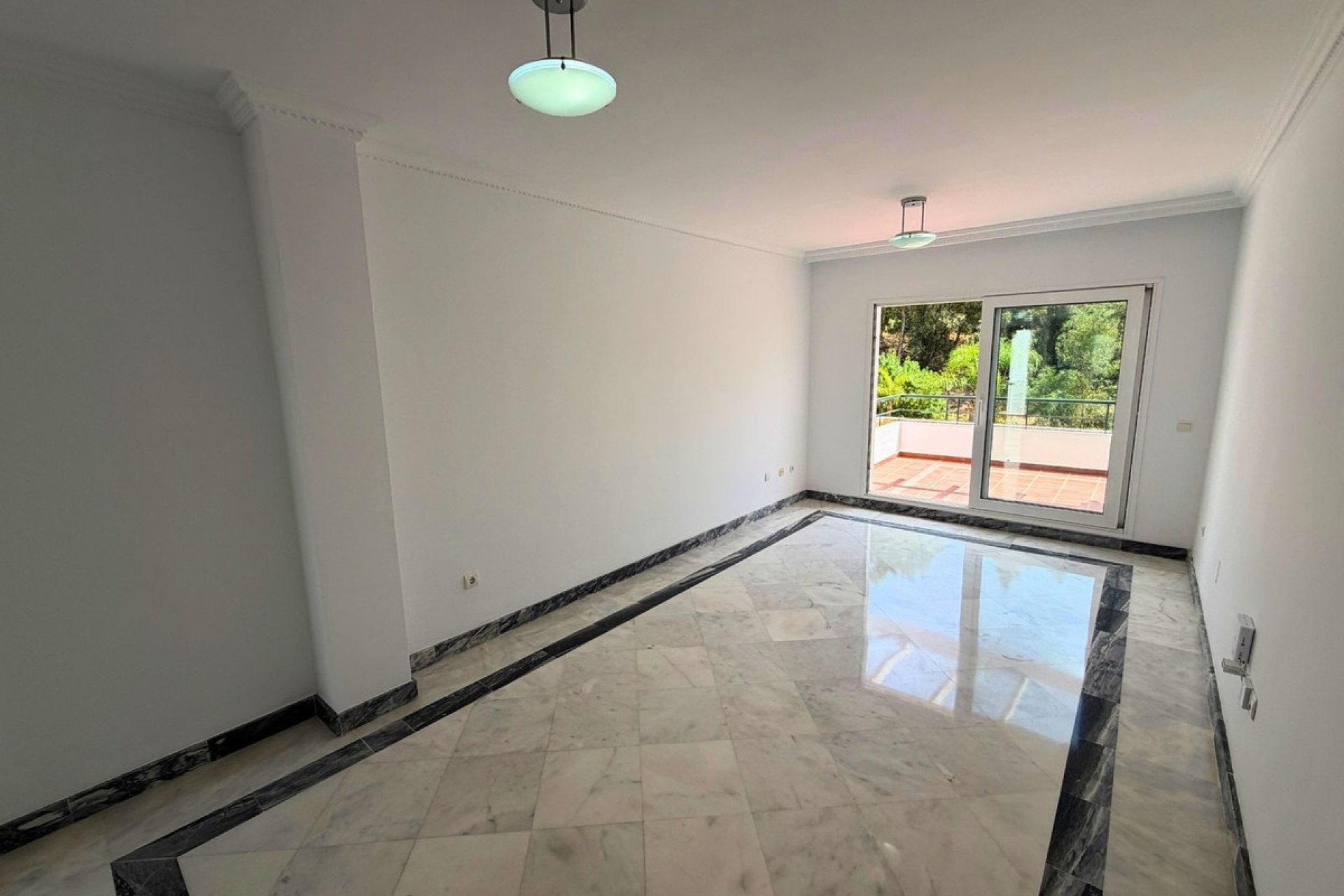 Wiederverkauf - apartment - Marbella - Nueva Andalucía