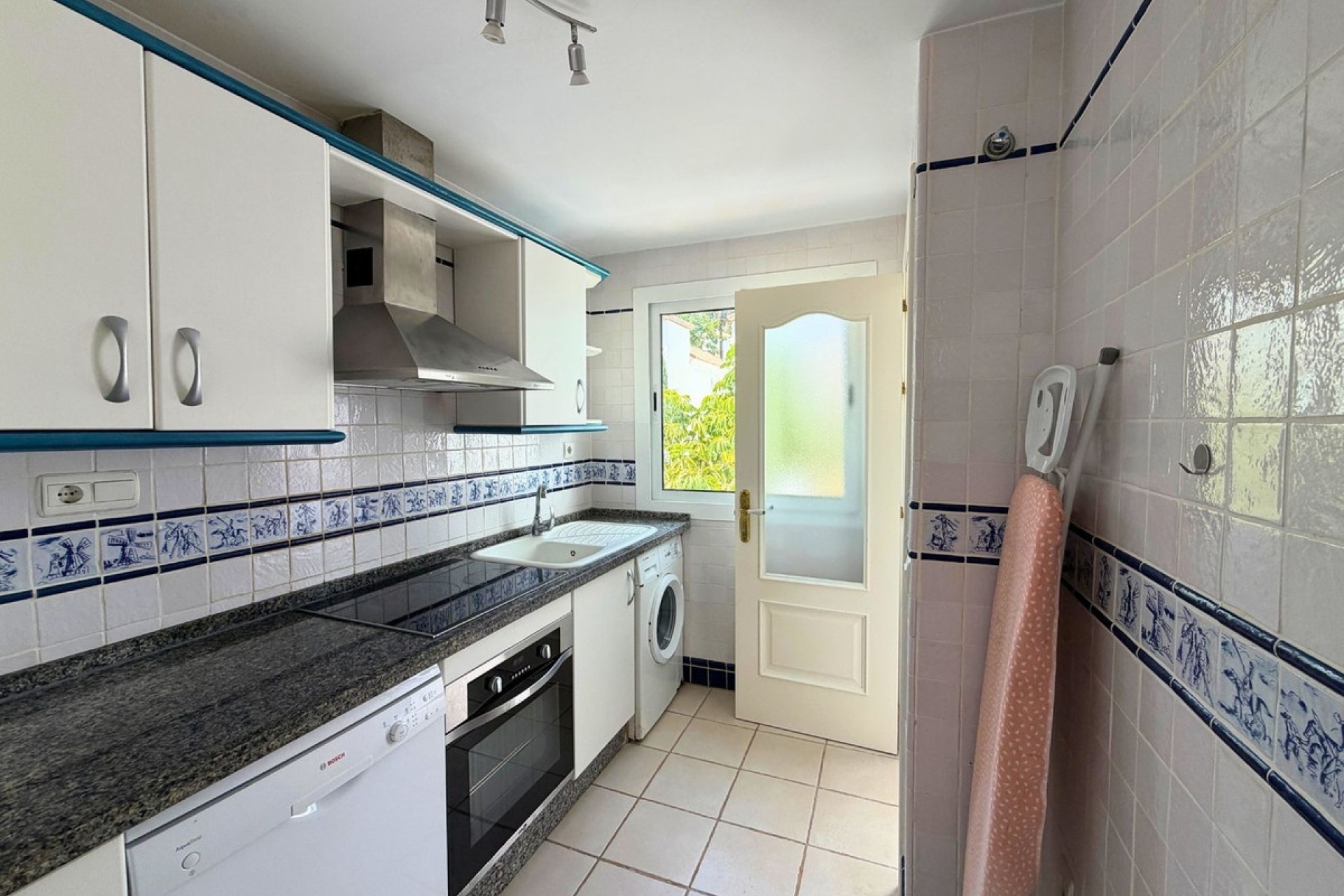 Wiederverkauf - apartment - Marbella - Nueva Andalucía