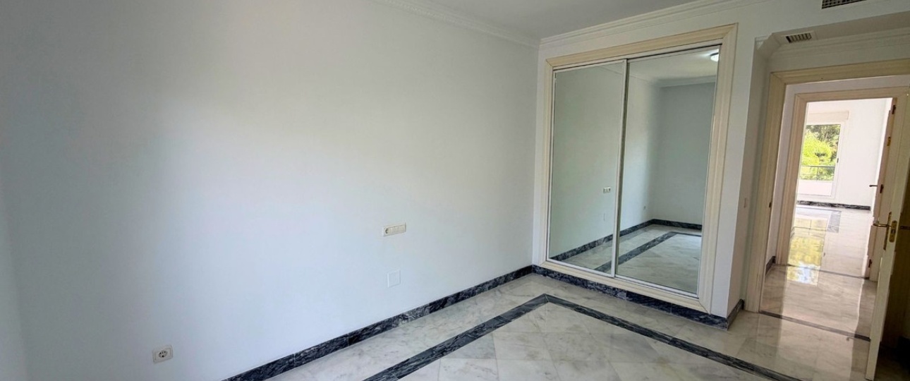 Wiederverkauf - apartment - Marbella - Nueva Andalucía