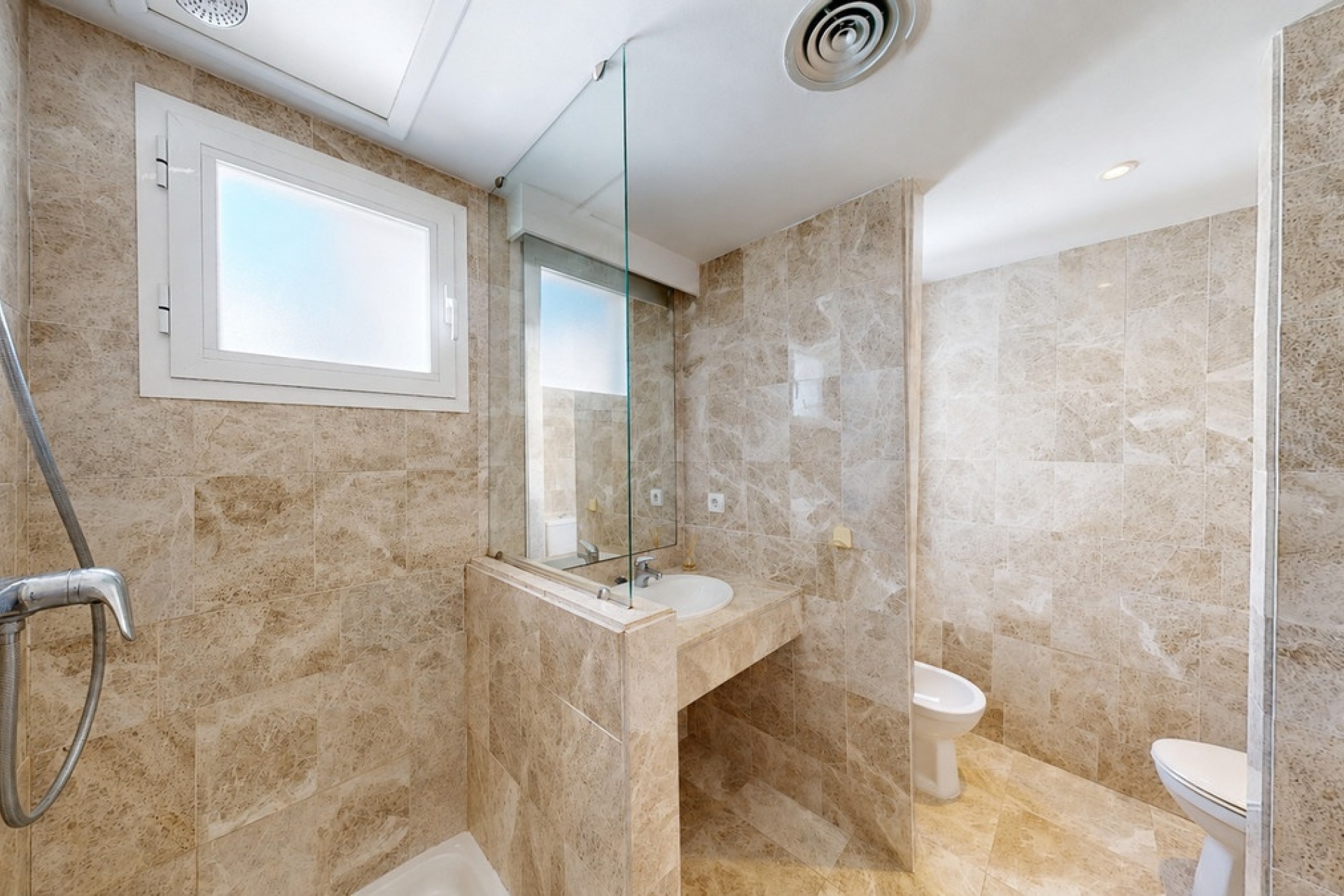Wiederverkauf - apartment - Marbella - Nueva Andalucía