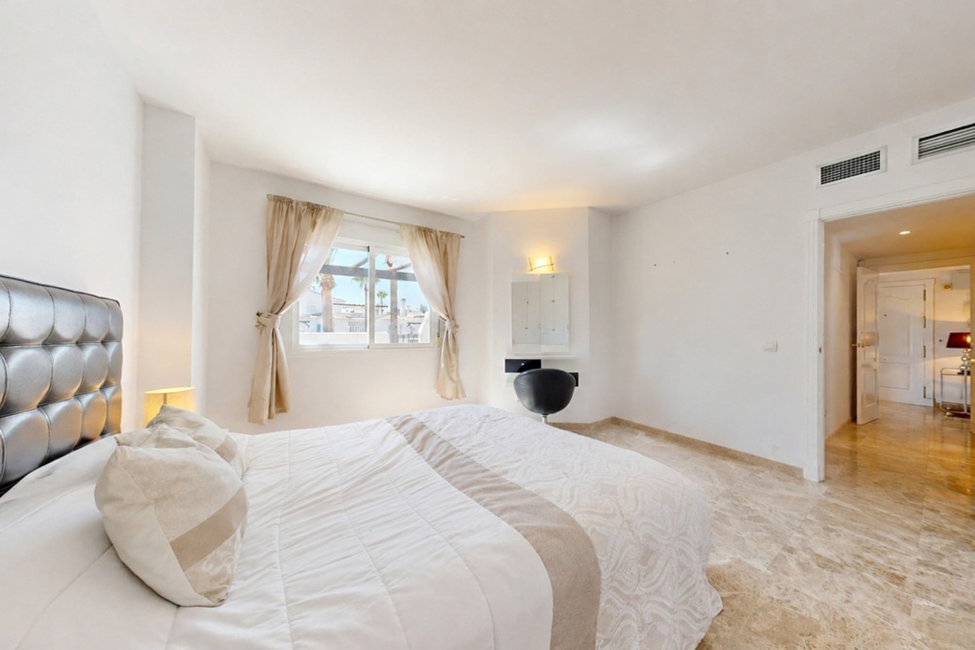 Wiederverkauf - apartment - Marbella - Nueva Andalucía