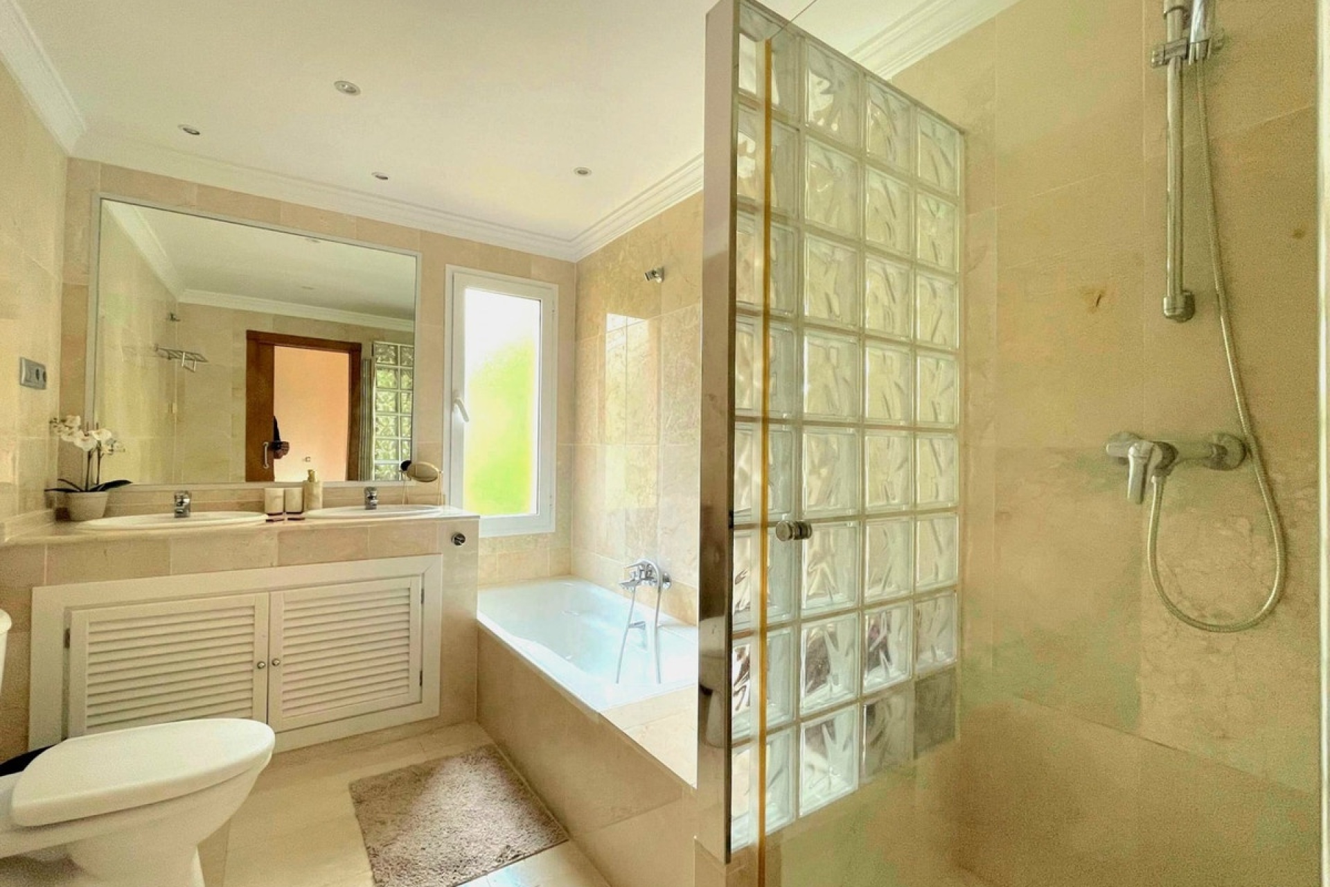 Wiederverkauf - apartment - Marbella - Nueva Andalucía