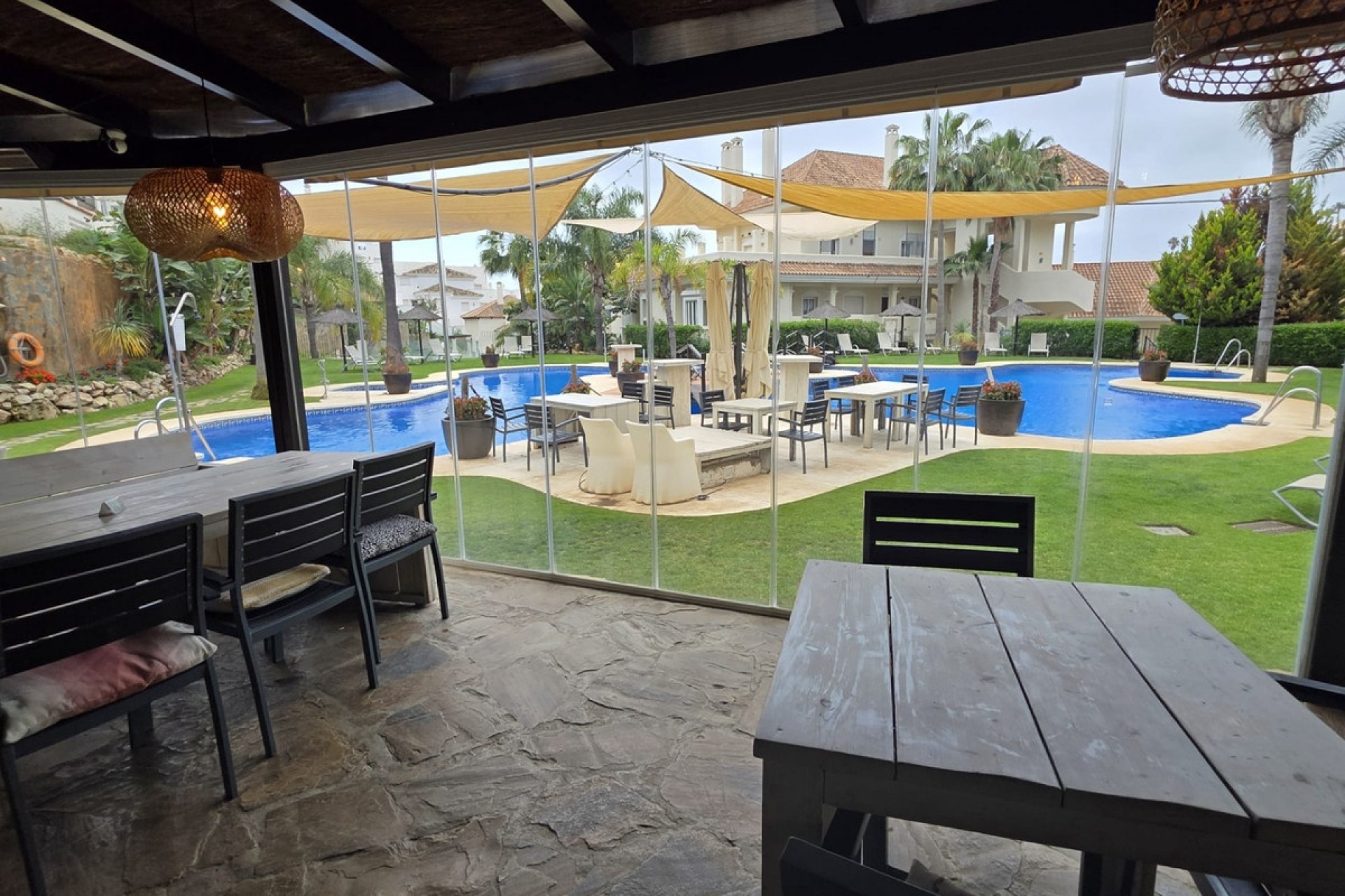 Wiederverkauf - apartment - Marbella - Nueva Andalucía
