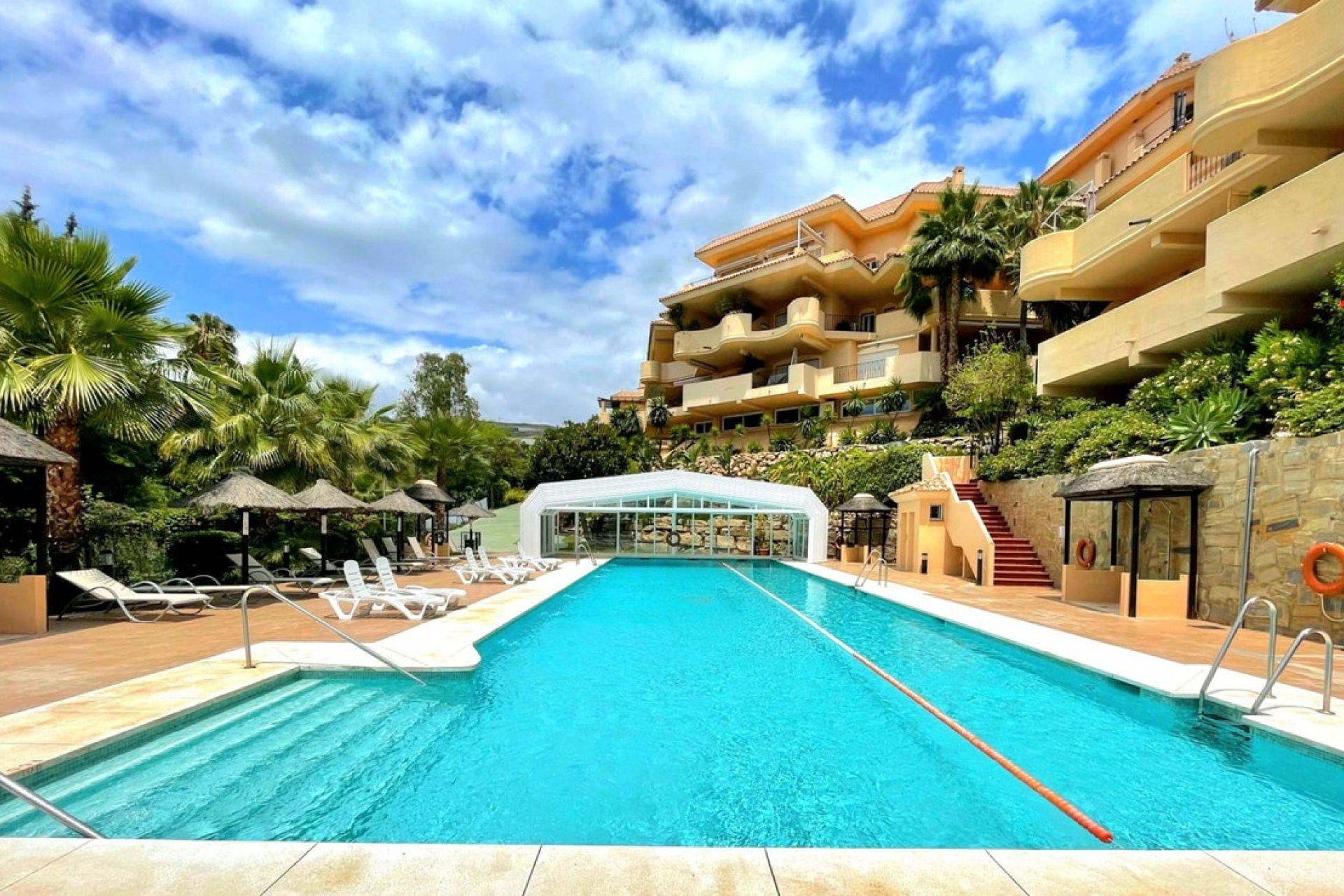 Wiederverkauf - apartment - Marbella - Nueva Andalucía