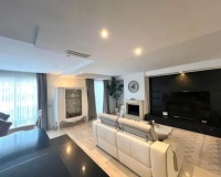 Wiederverkauf - apartment - Marbella - Nueva Andalucía