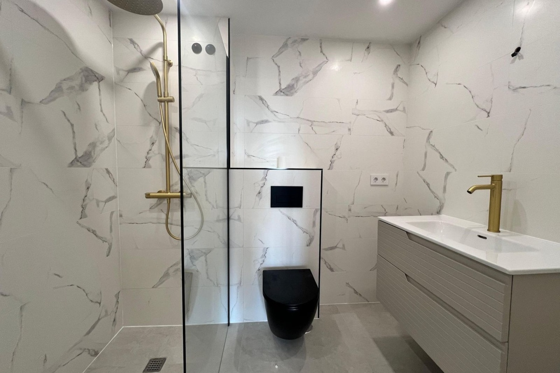 Wiederverkauf - apartment - Marbella - Nueva Andalucía