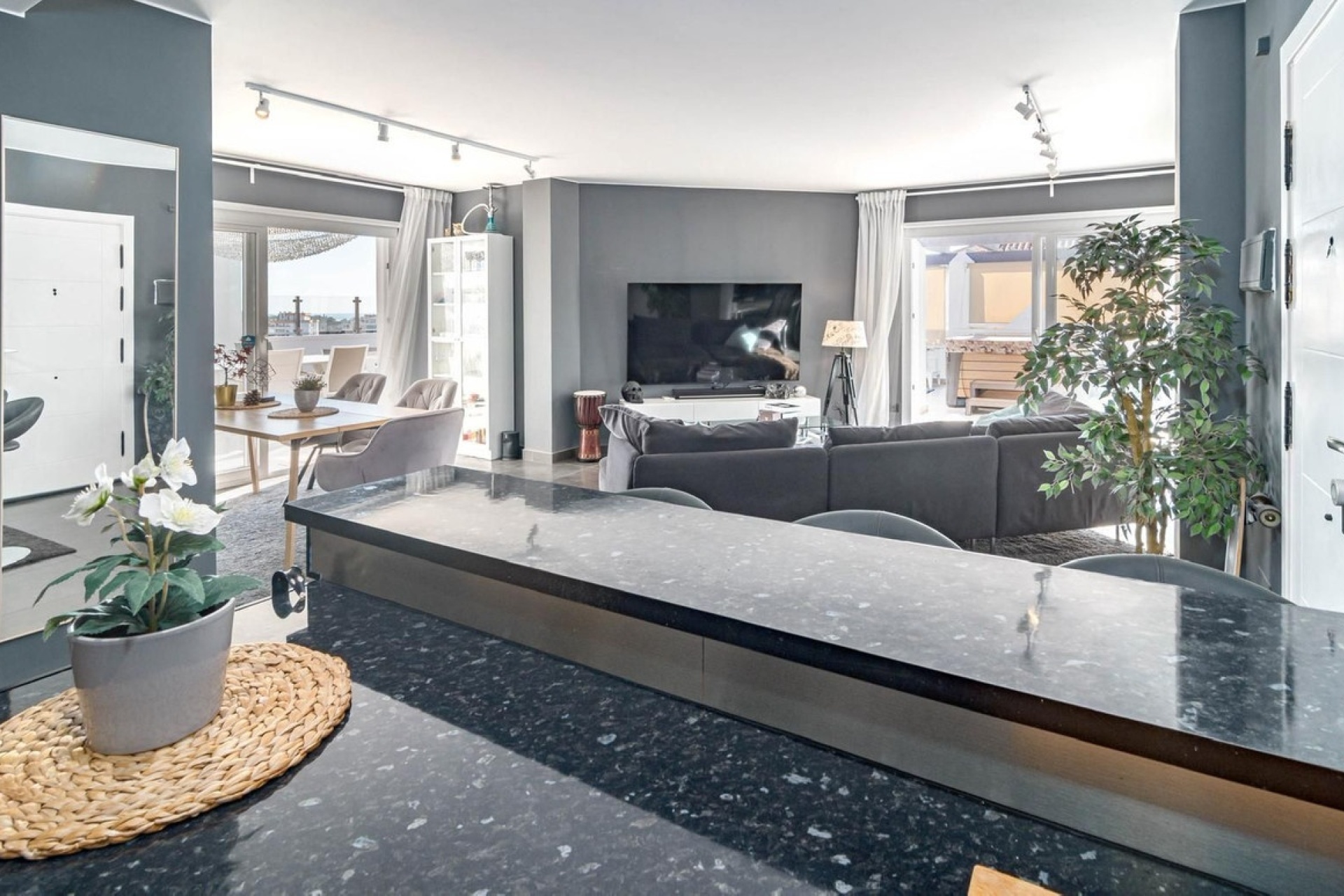 Wiederverkauf - apartment - Marbella - Nueva Andalucía