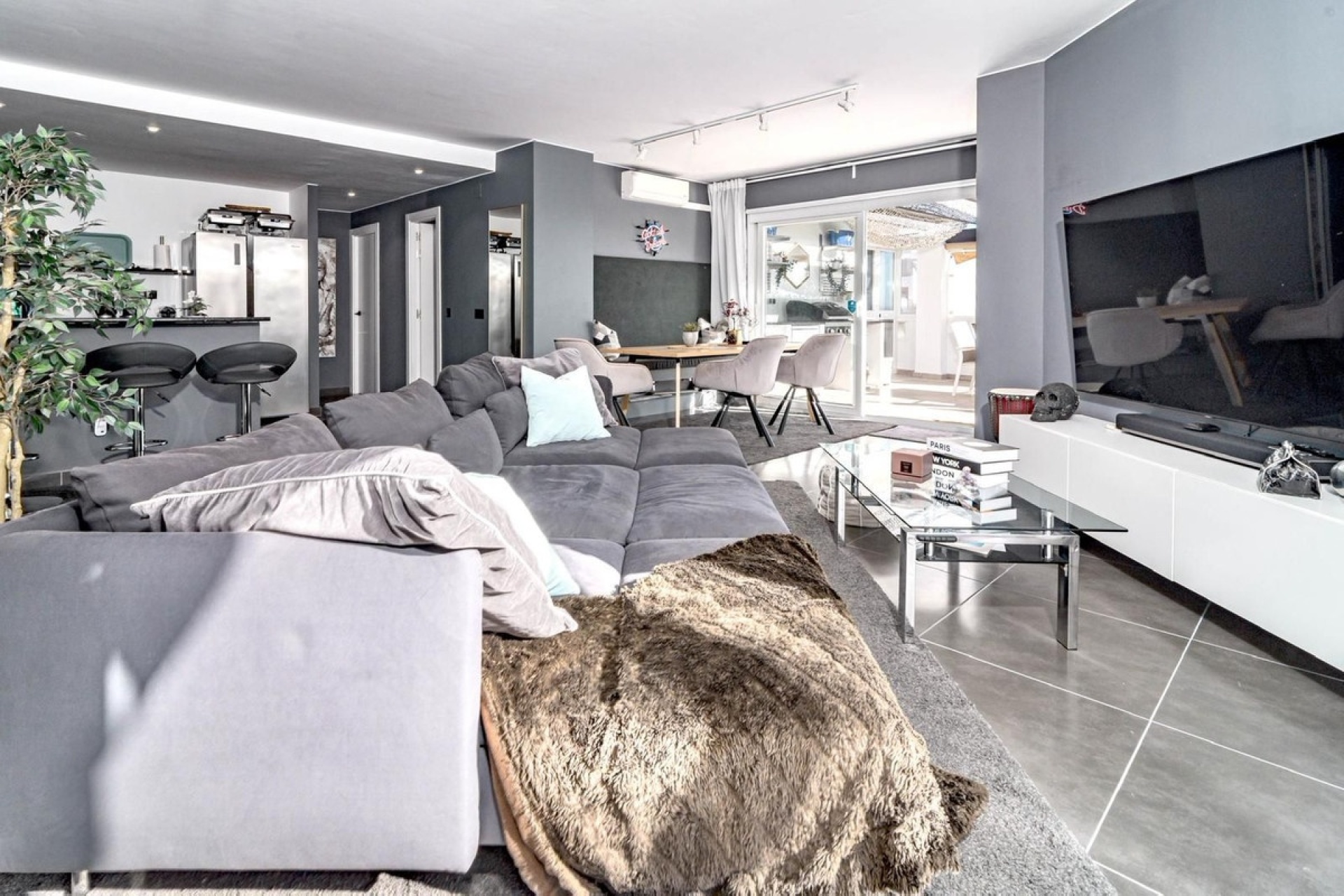 Wiederverkauf - apartment - Marbella - Nueva Andalucía