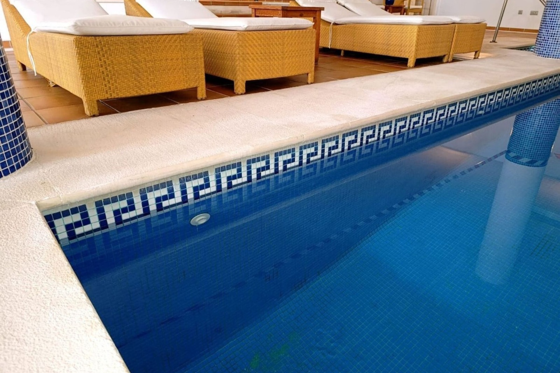 Wiederverkauf - apartment - Marbella - Nueva Andalucía