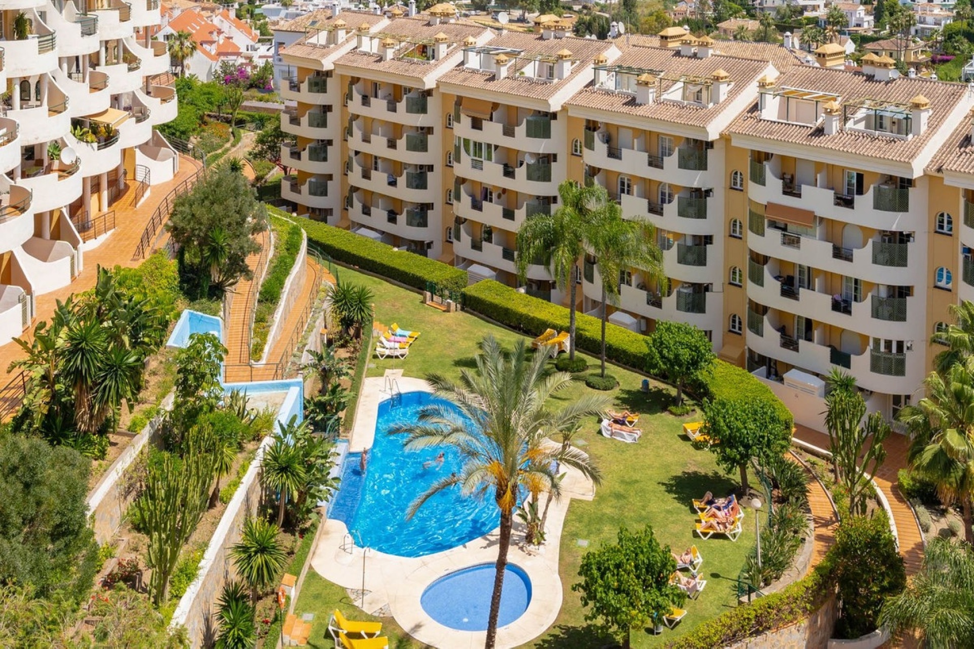 Wiederverkauf - apartment - Marbella - Nueva Andalucía