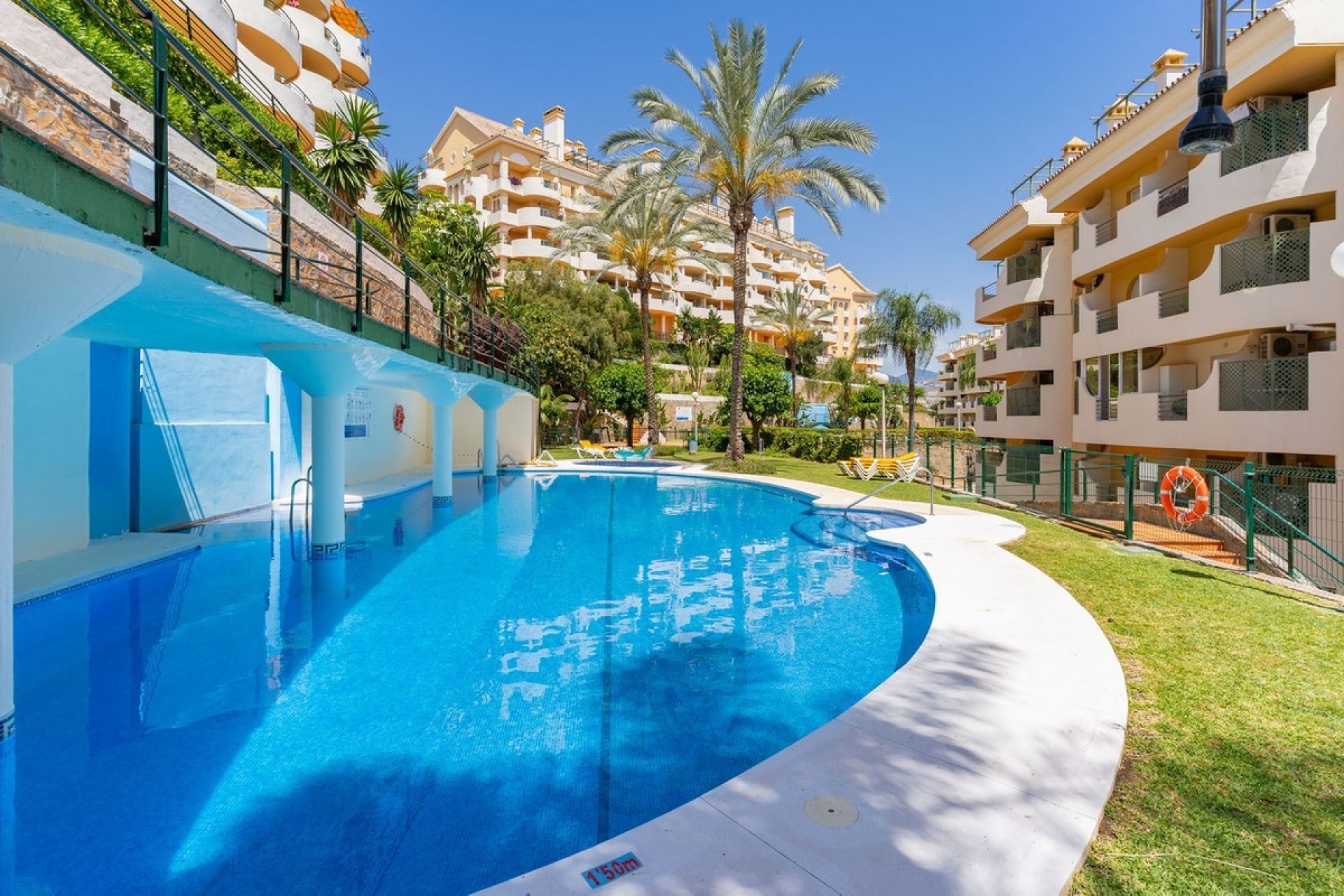 Wiederverkauf - apartment - Marbella - Nueva Andalucía