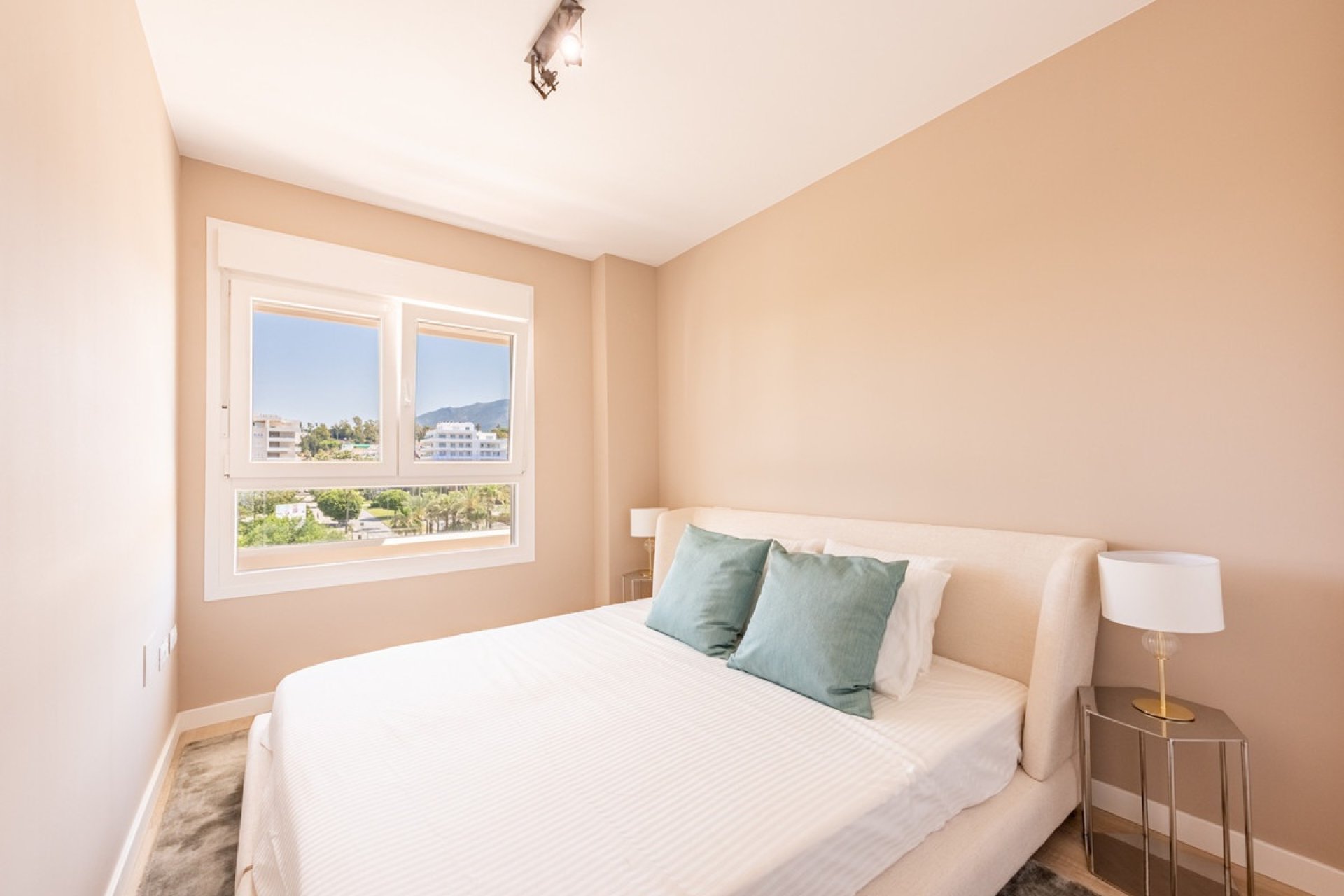 Wiederverkauf - apartment - Marbella - Nueva Andalucía