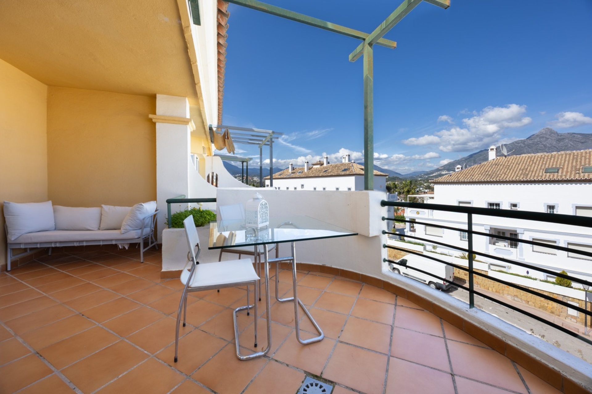 Wiederverkauf - apartment - Marbella - Nueva Andalucía