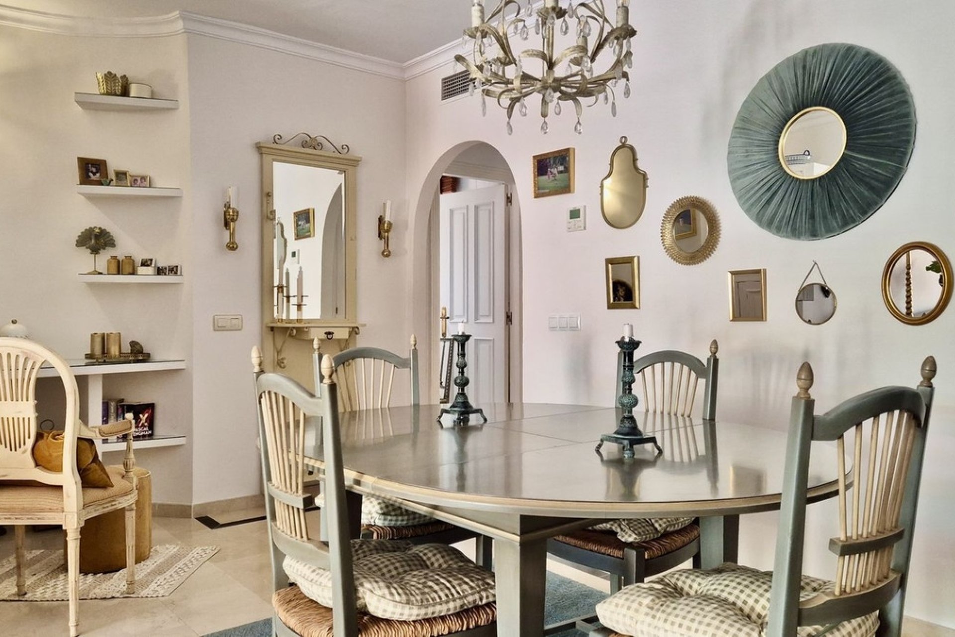 Wiederverkauf - apartment - Marbella - Nueva Andalucía