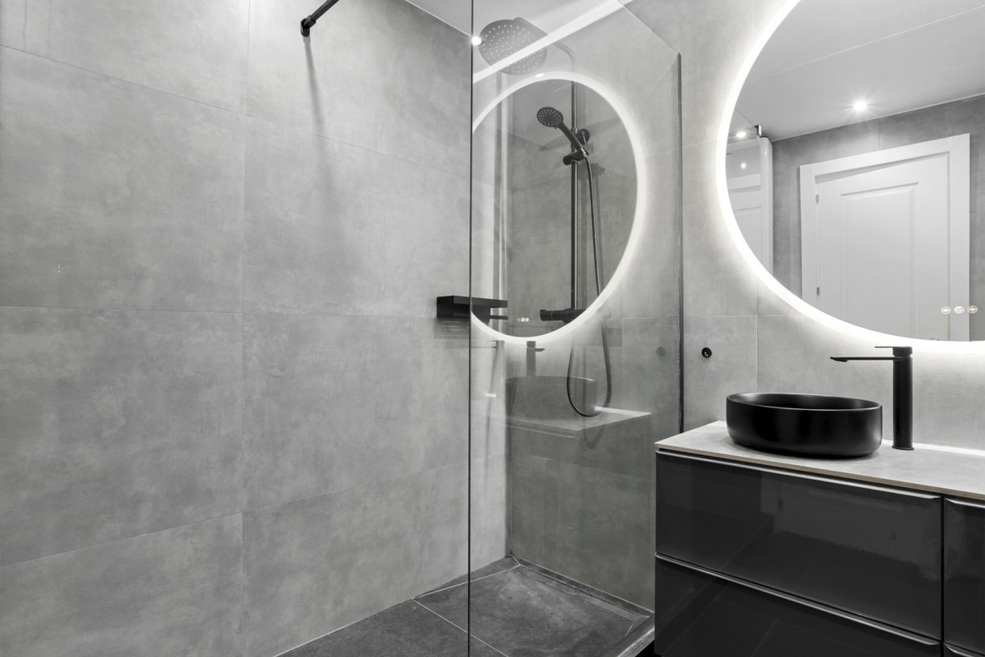 Wiederverkauf - apartment - Marbella - Nueva Andalucía