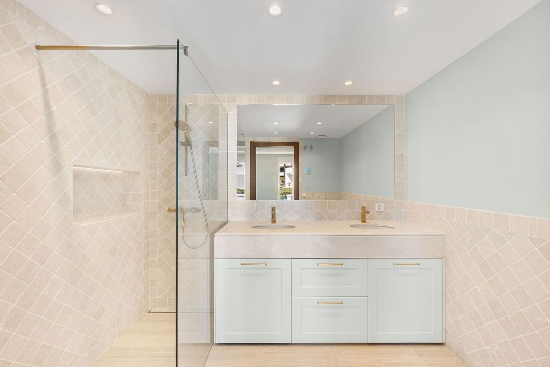 Wiederverkauf - apartment - Marbella - Nueva Andalucía
