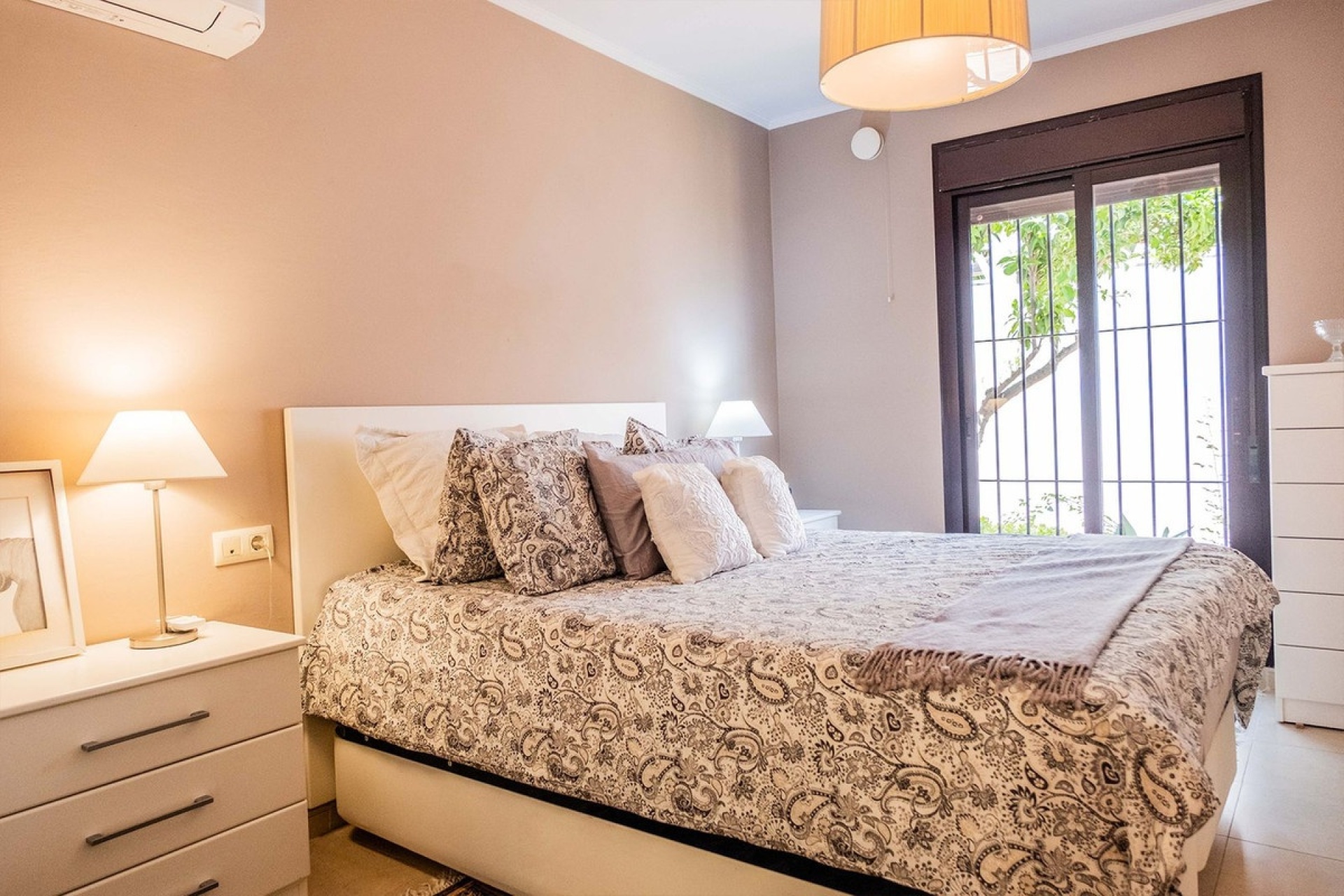 Wiederverkauf - apartment - Marbella - Nueva Andalucía
