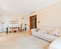 Wiederverkauf - apartment - Marbella - Nueva Andalucía