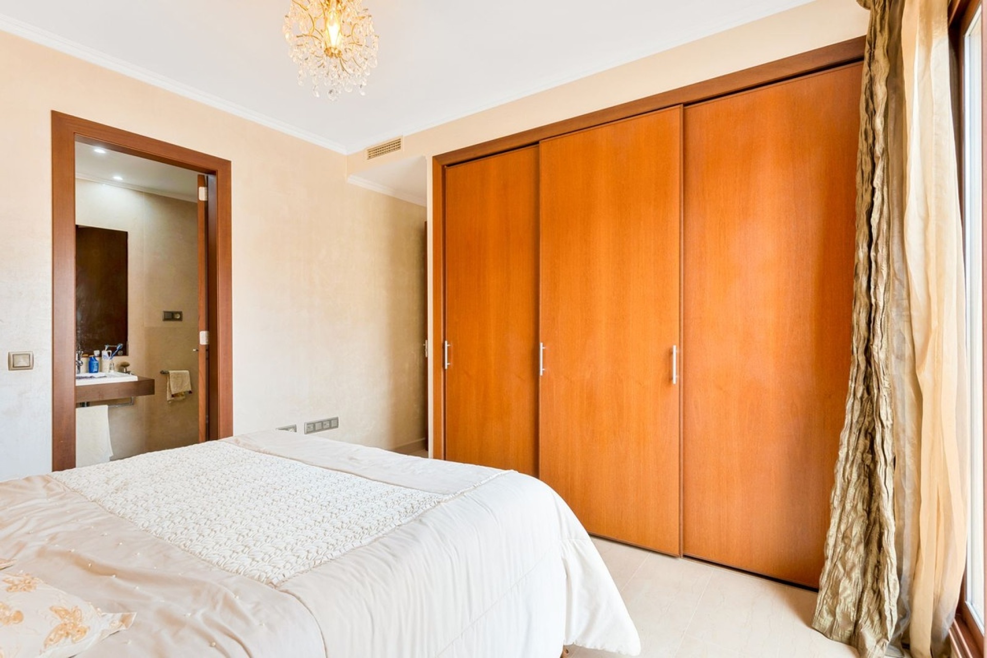 Wiederverkauf - apartment - Marbella - Nueva Andalucía