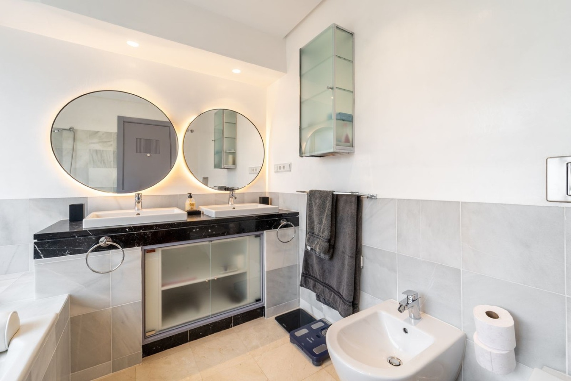 Wiederverkauf - apartment - Marbella - Nueva Andalucía