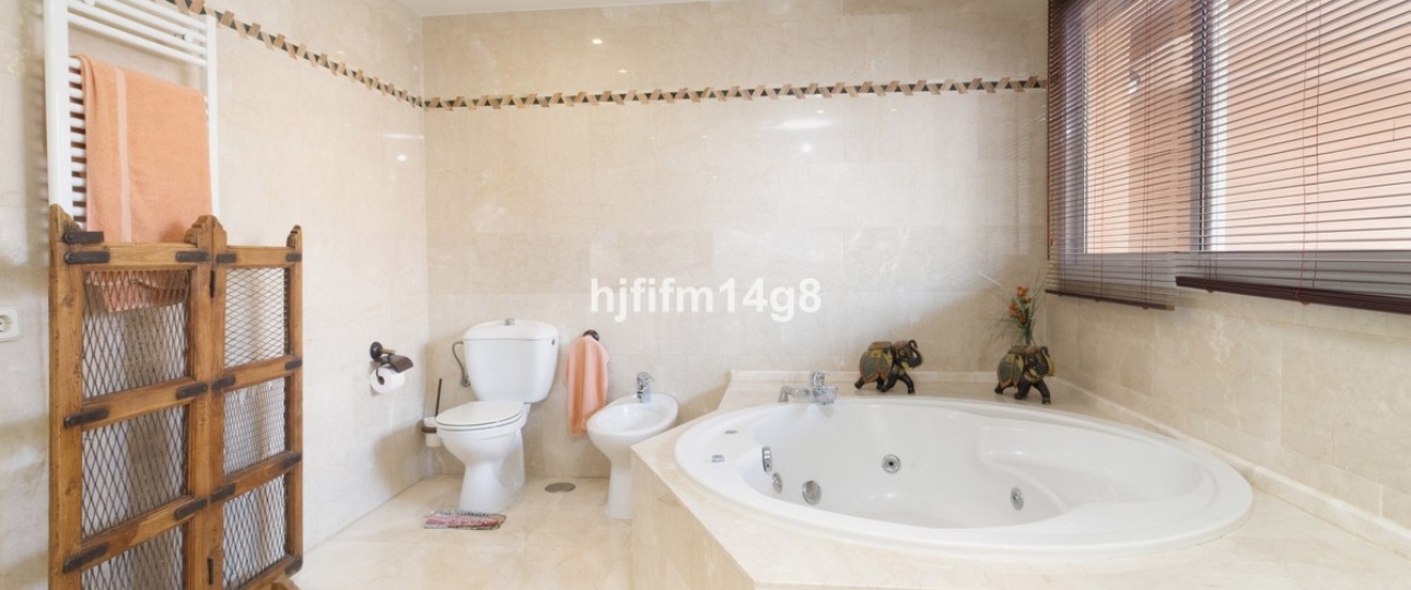 Wiederverkauf - apartment - Marbella - Nueva Andalucía