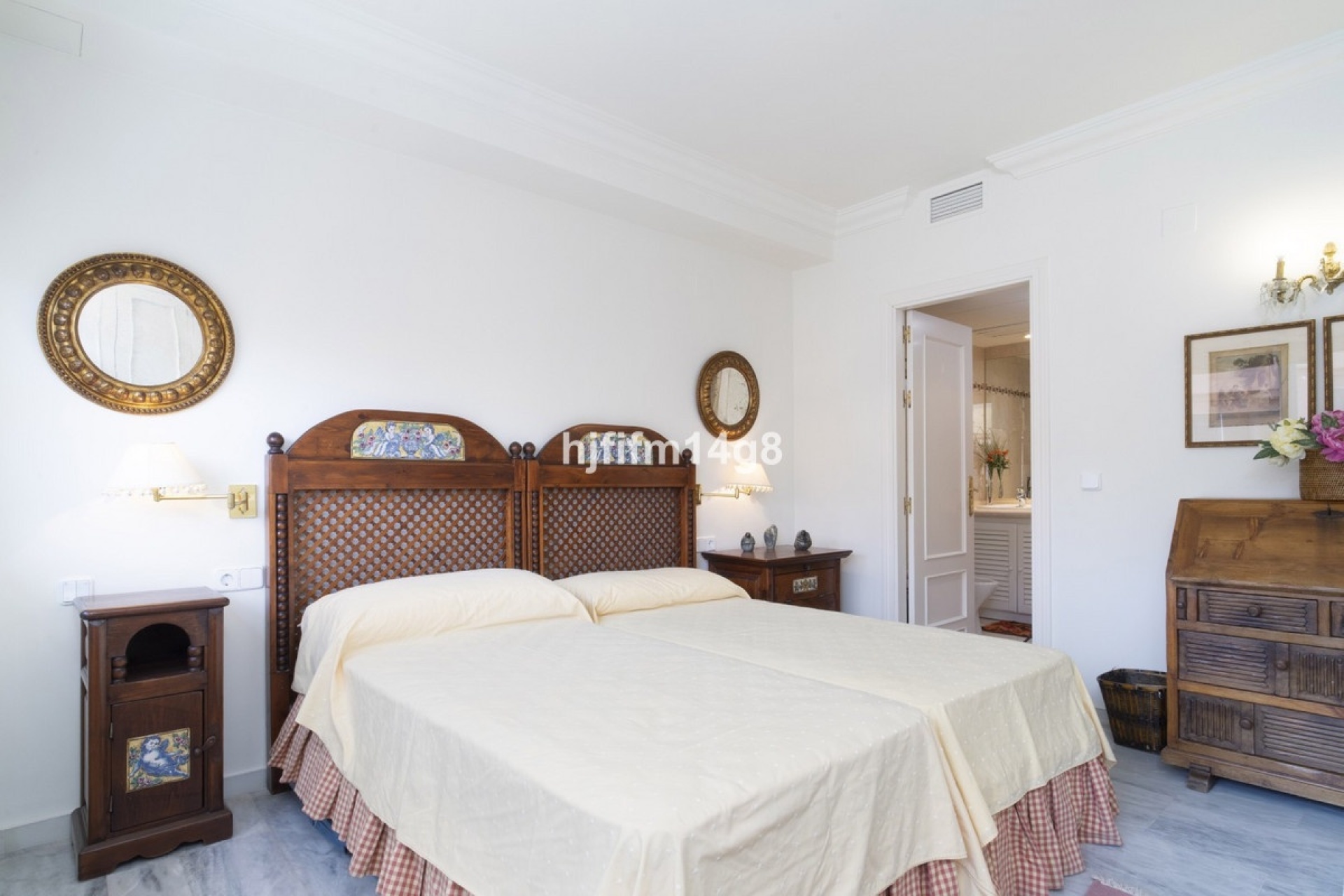 Wiederverkauf - apartment - Marbella - Nueva Andalucía