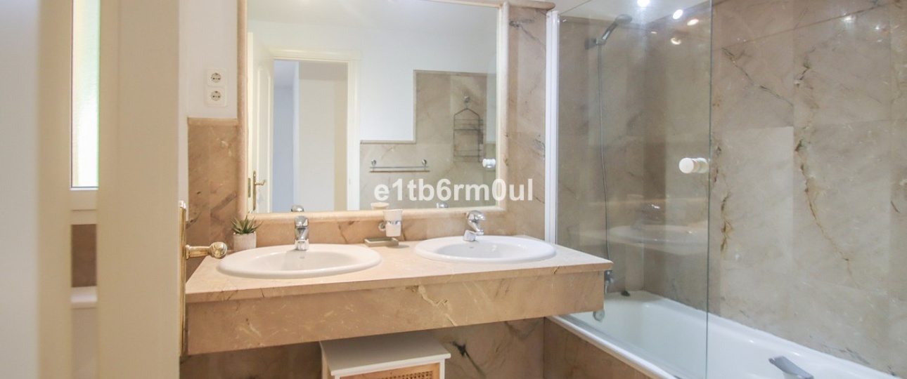 Wiederverkauf - apartment - Marbella - Nueva Andalucía