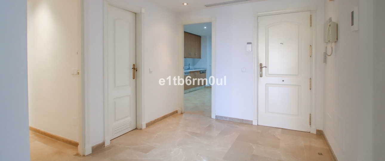 Wiederverkauf - apartment - Marbella - Nueva Andalucía