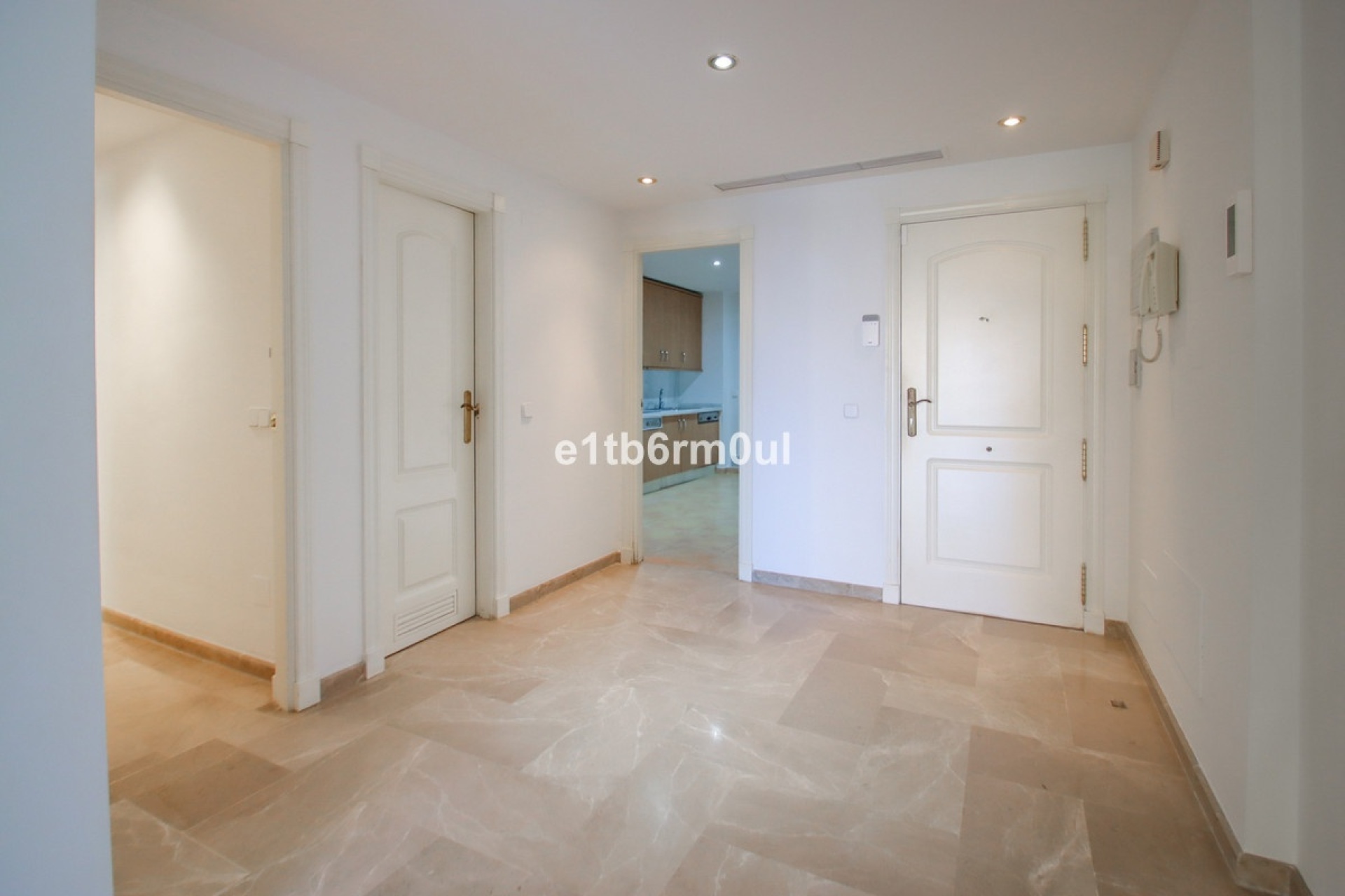 Wiederverkauf - apartment - Marbella - Nueva Andalucía