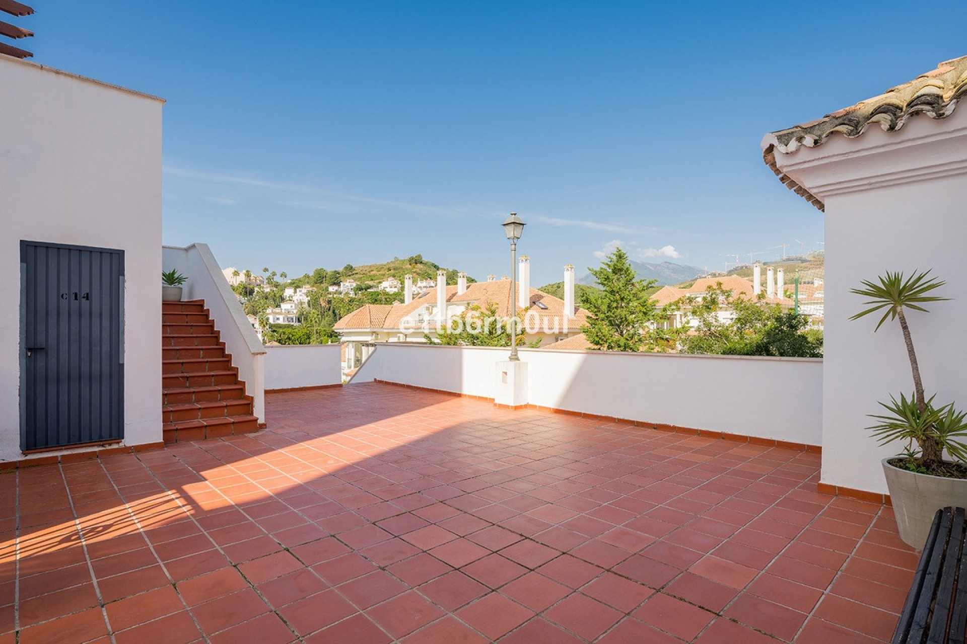 Wiederverkauf - apartment - Marbella - Nueva Andalucía