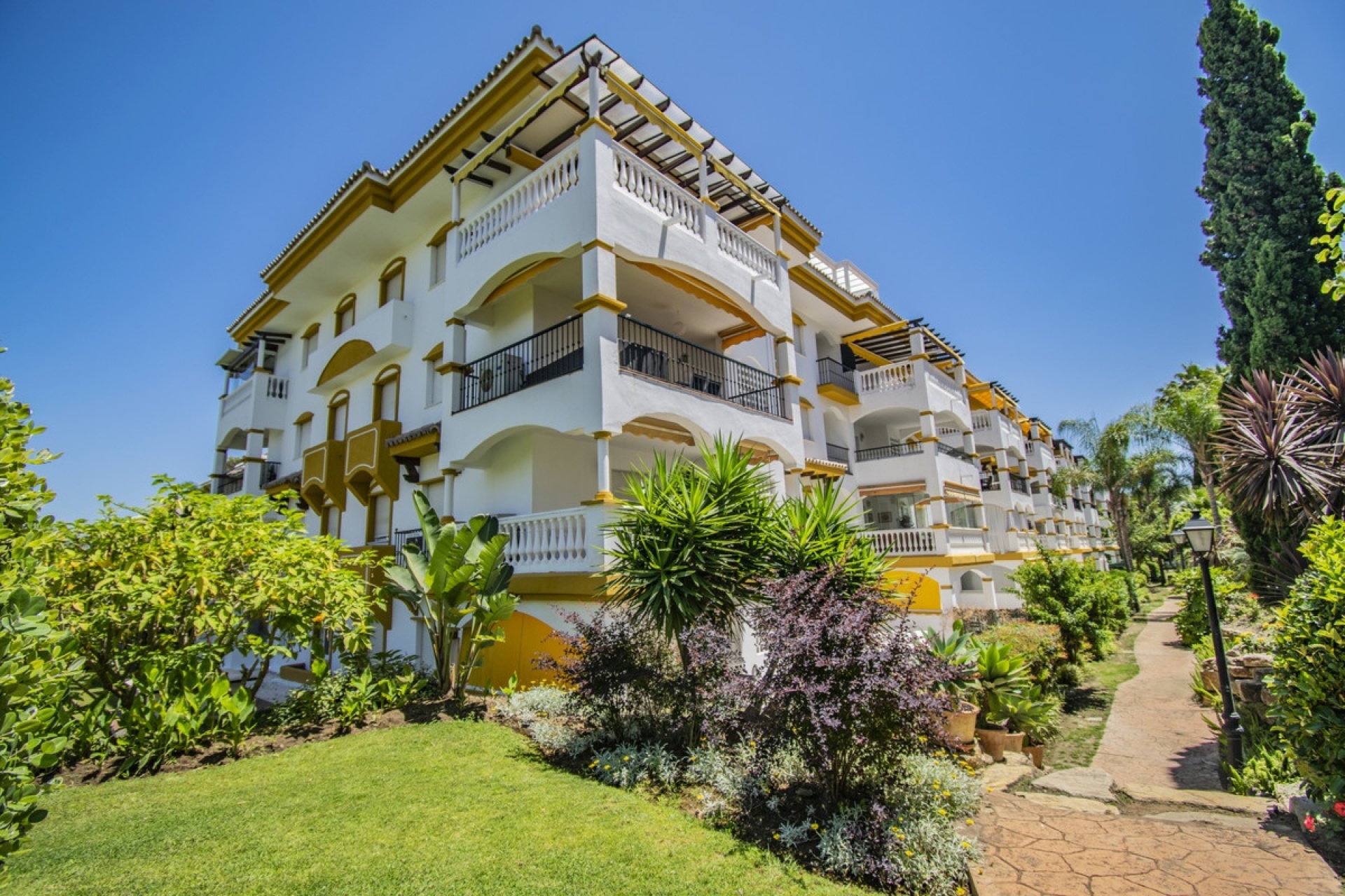 Wiederverkauf - apartment - Marbella - Nueva Andalucía