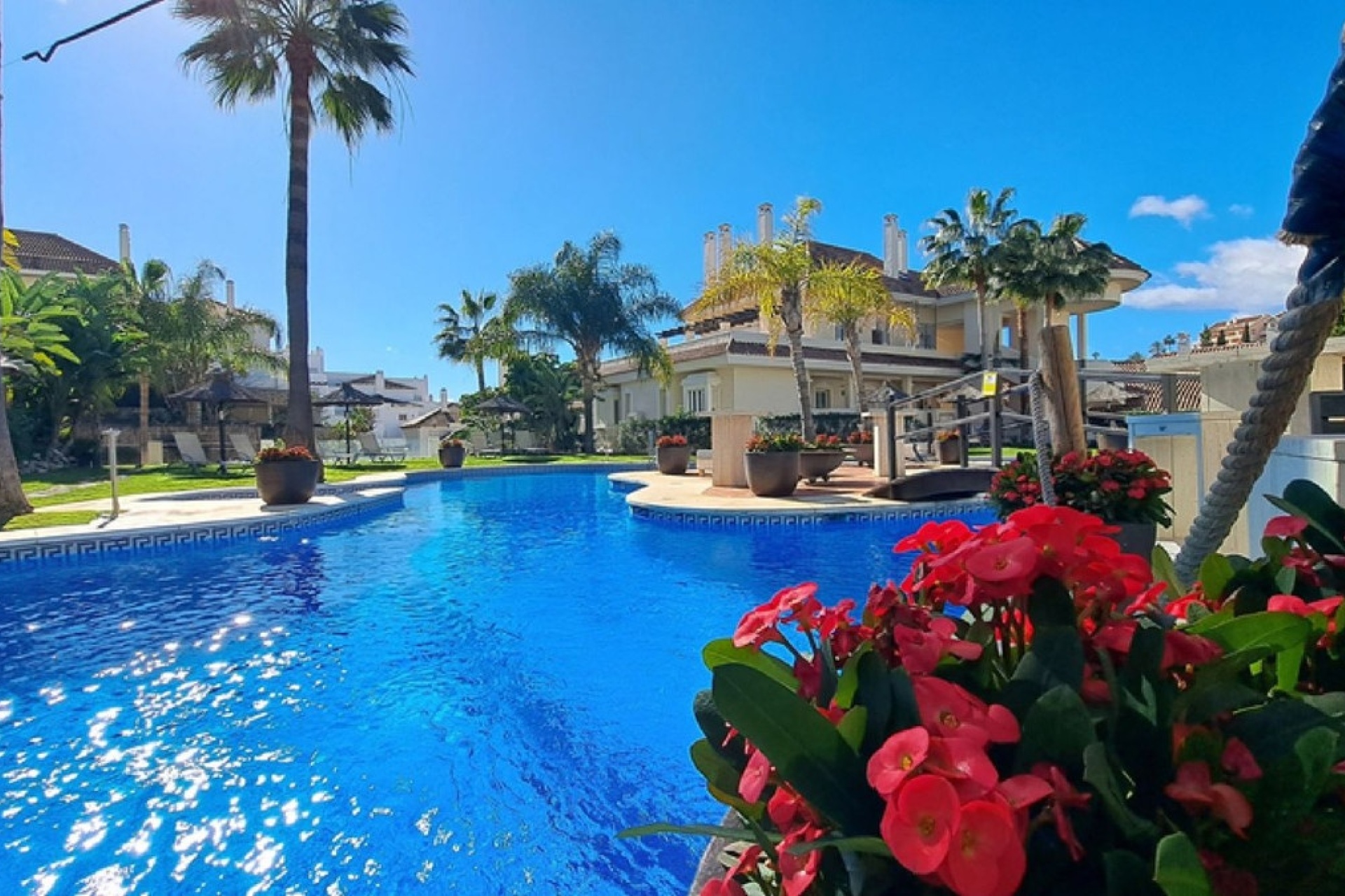Wiederverkauf - apartment - Marbella - Nueva Andalucía