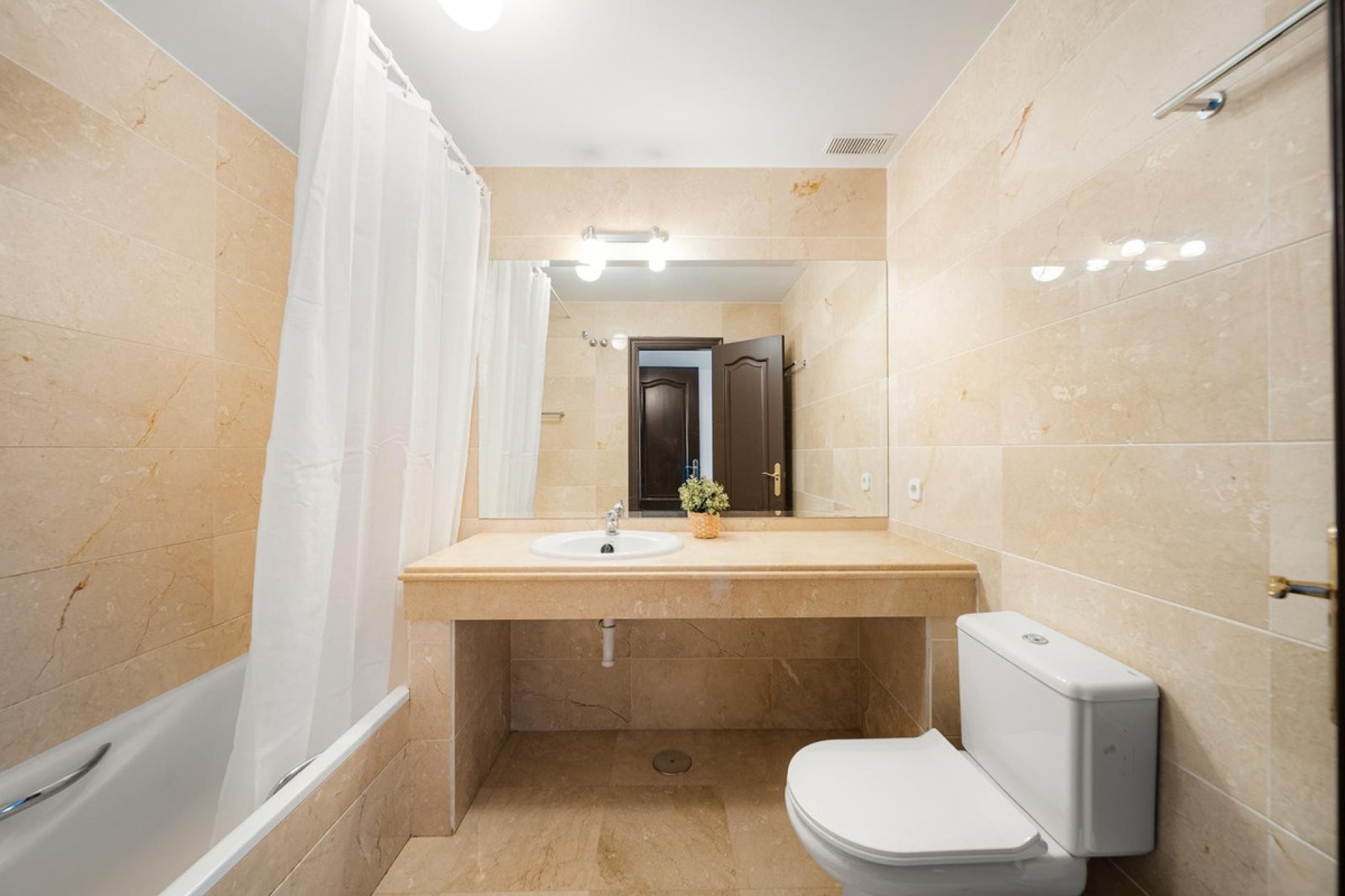 Wiederverkauf - apartment - Marbella - Nueva Andalucía