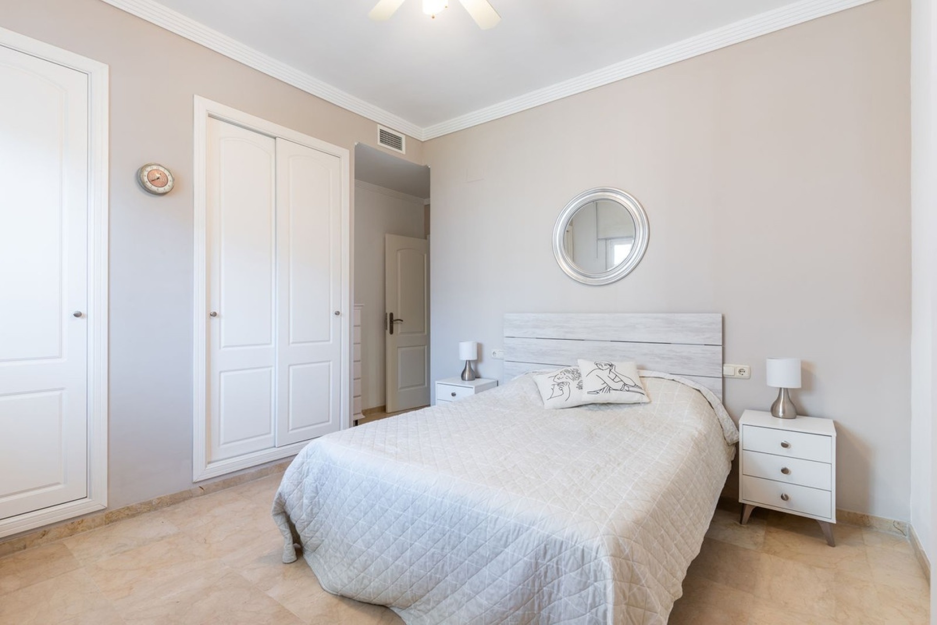Wiederverkauf - apartment - Marbella - Nueva Andalucía