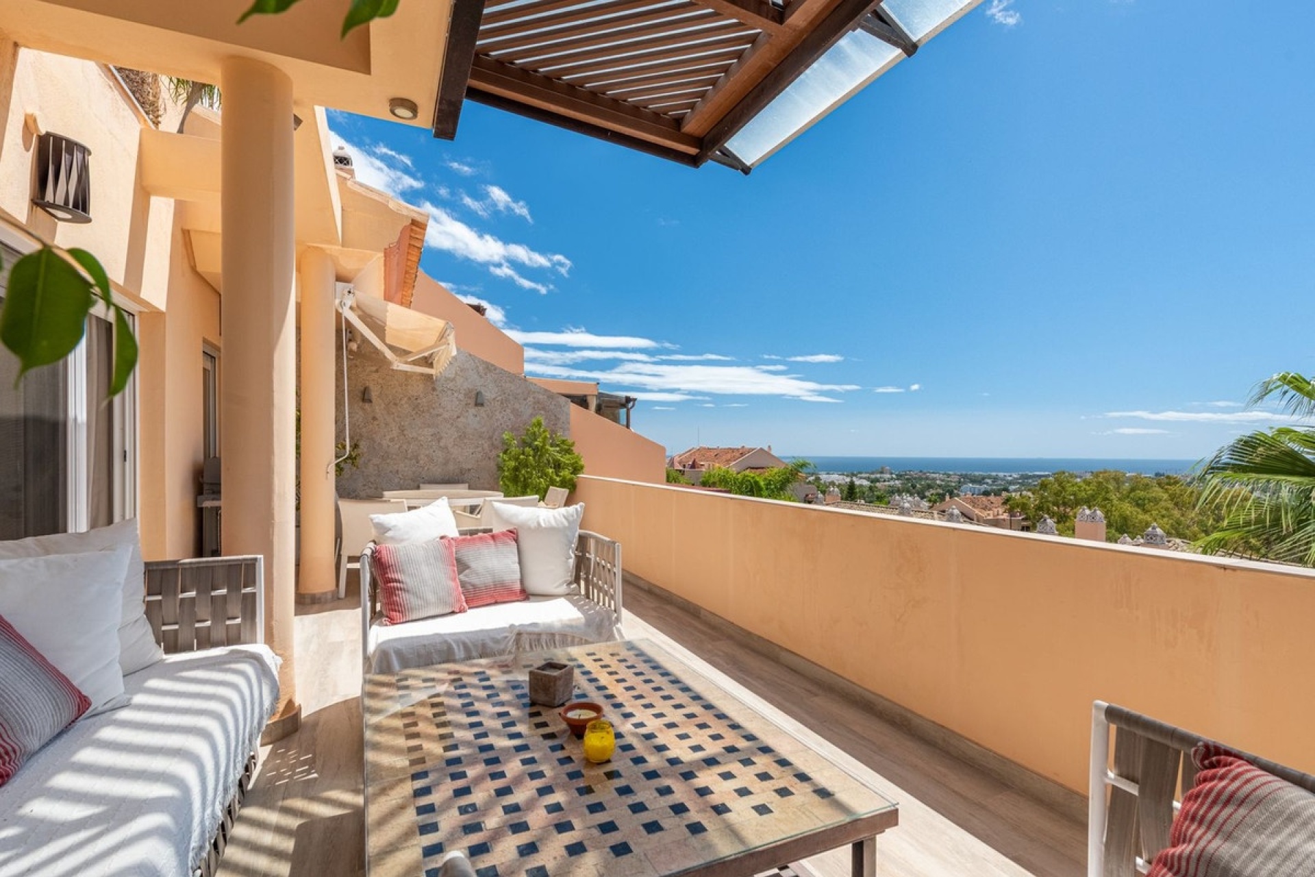 Wiederverkauf - apartment - Marbella - Nueva Andalucía