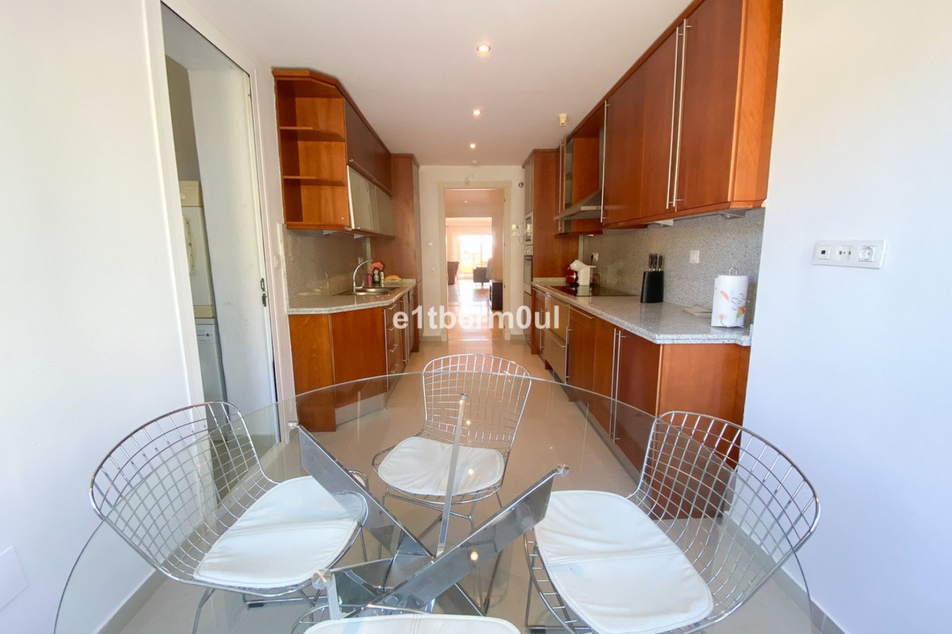 Wiederverkauf - apartment - Marbella - Nueva Andalucía