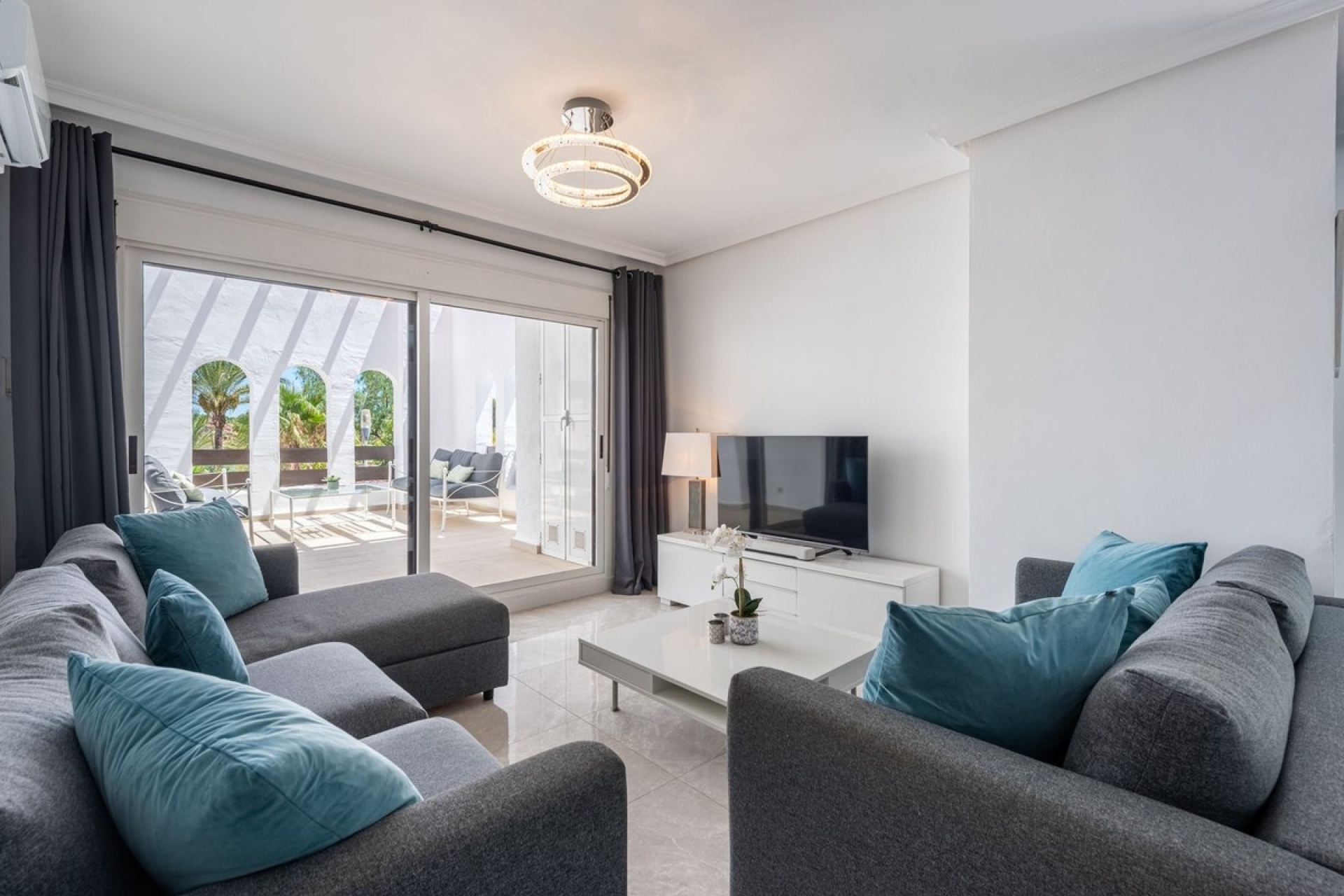 Wiederverkauf - apartment - Marbella - Nueva Andalucía