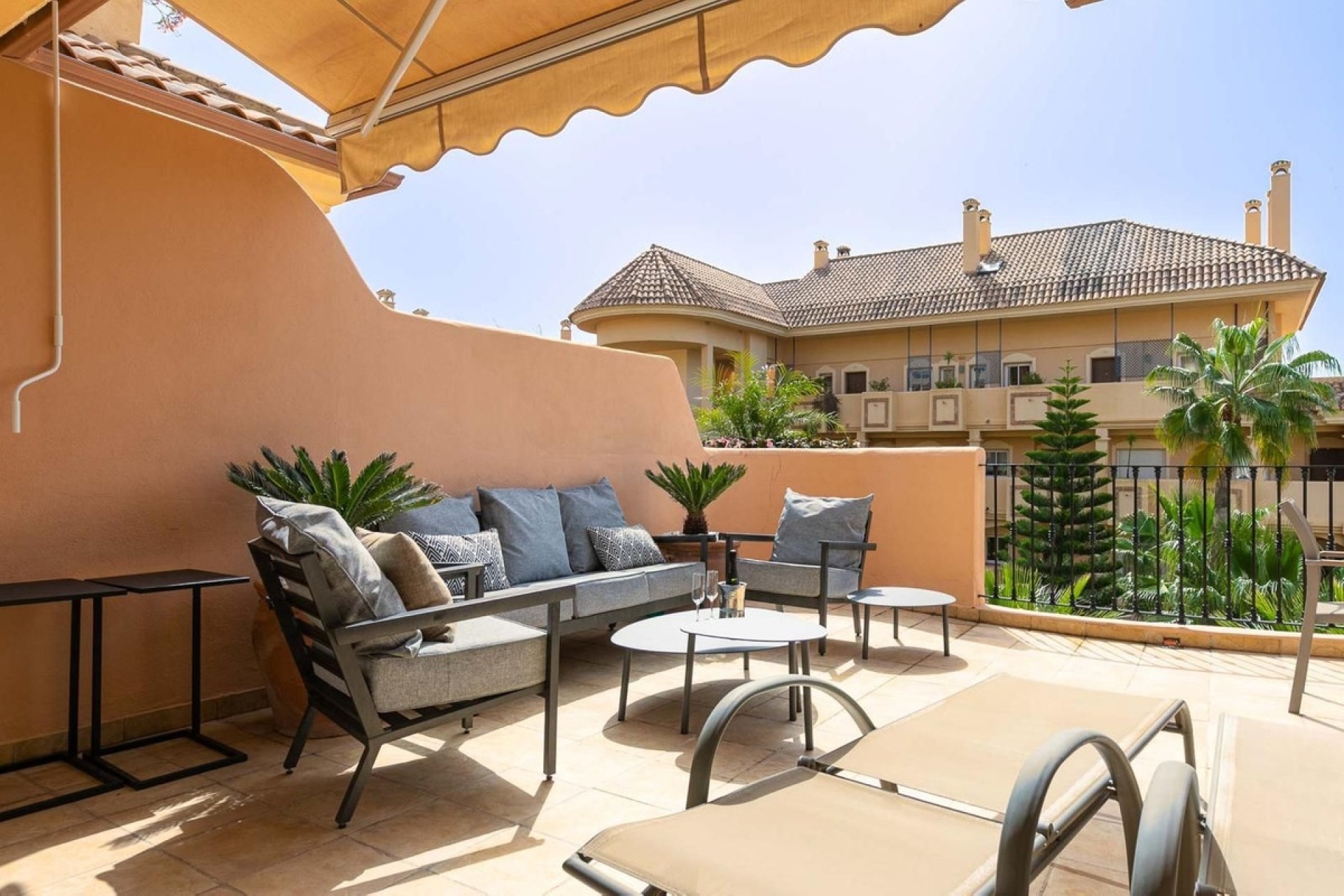 Wiederverkauf - apartment - Marbella - Nueva Andalucía