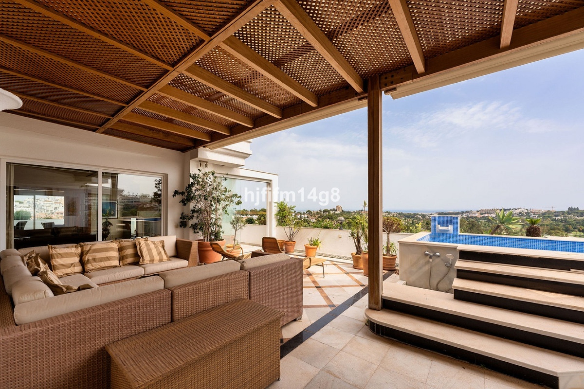 Wiederverkauf - apartment - Marbella - Nueva Andalucía