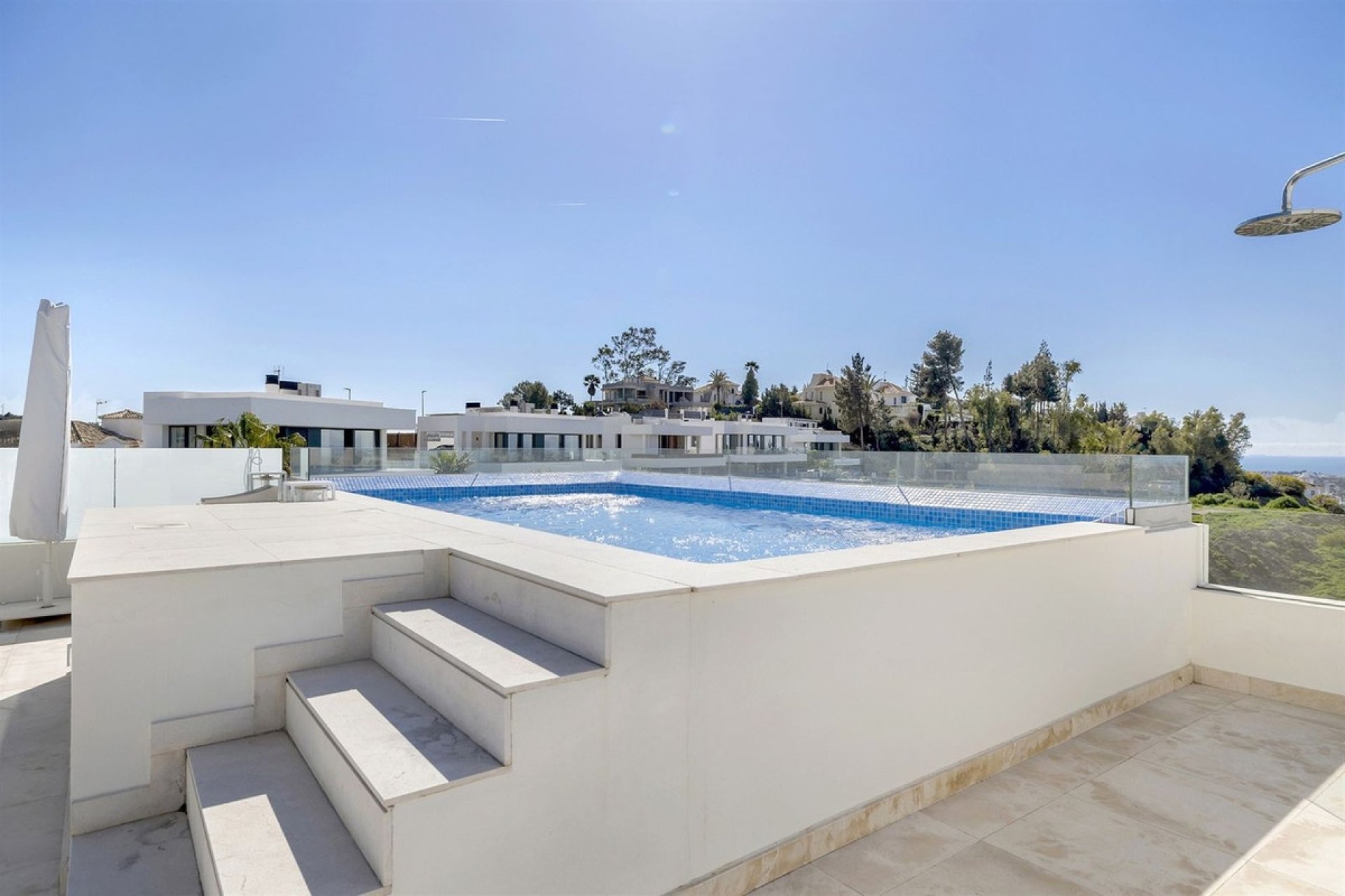 Wiederverkauf - apartment - Marbella - Nueva Andalucía