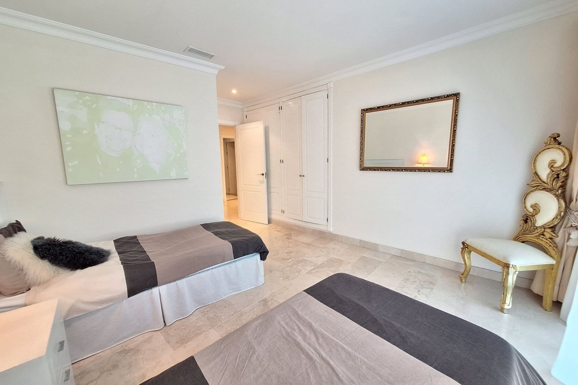 Wiederverkauf - apartment - Marbella - Nueva Andalucía